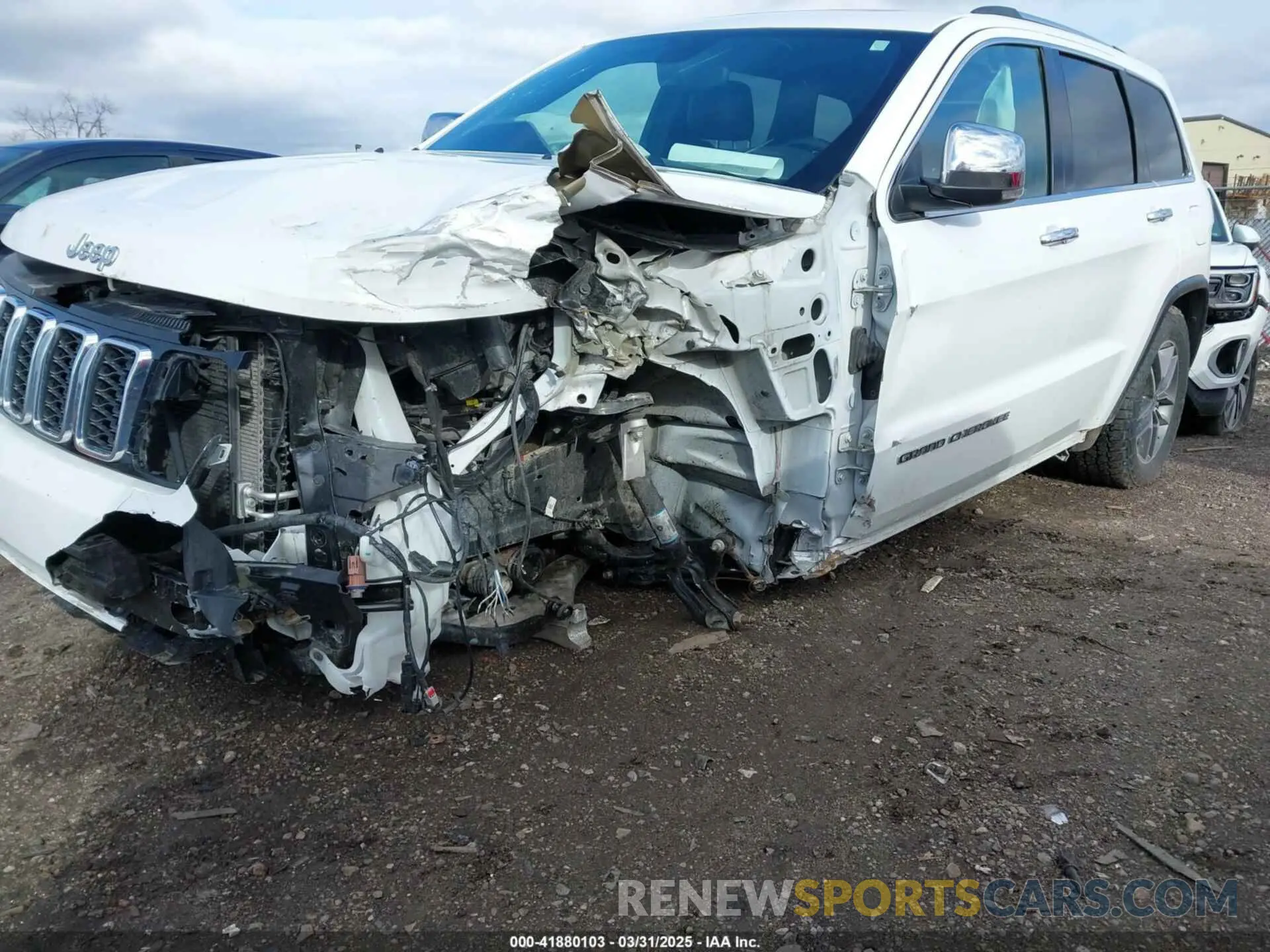 6 Photograph of a damaged car 1C4RJFBG7MC512716 JEEP GRAND CHEROKEE 2021