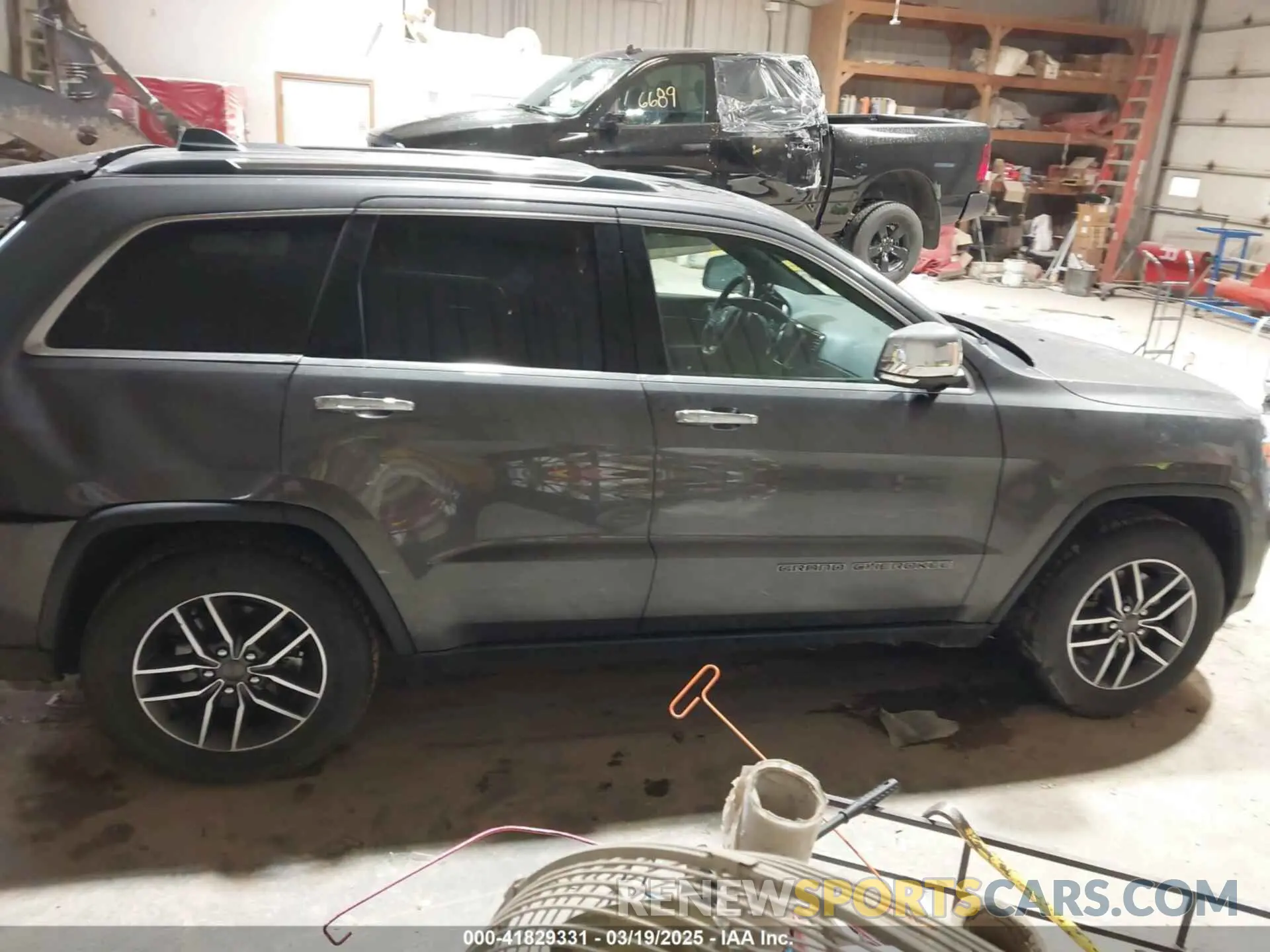 13 Photograph of a damaged car 1C4RJFBG7MC645198 JEEP GRAND CHEROKEE 2021
