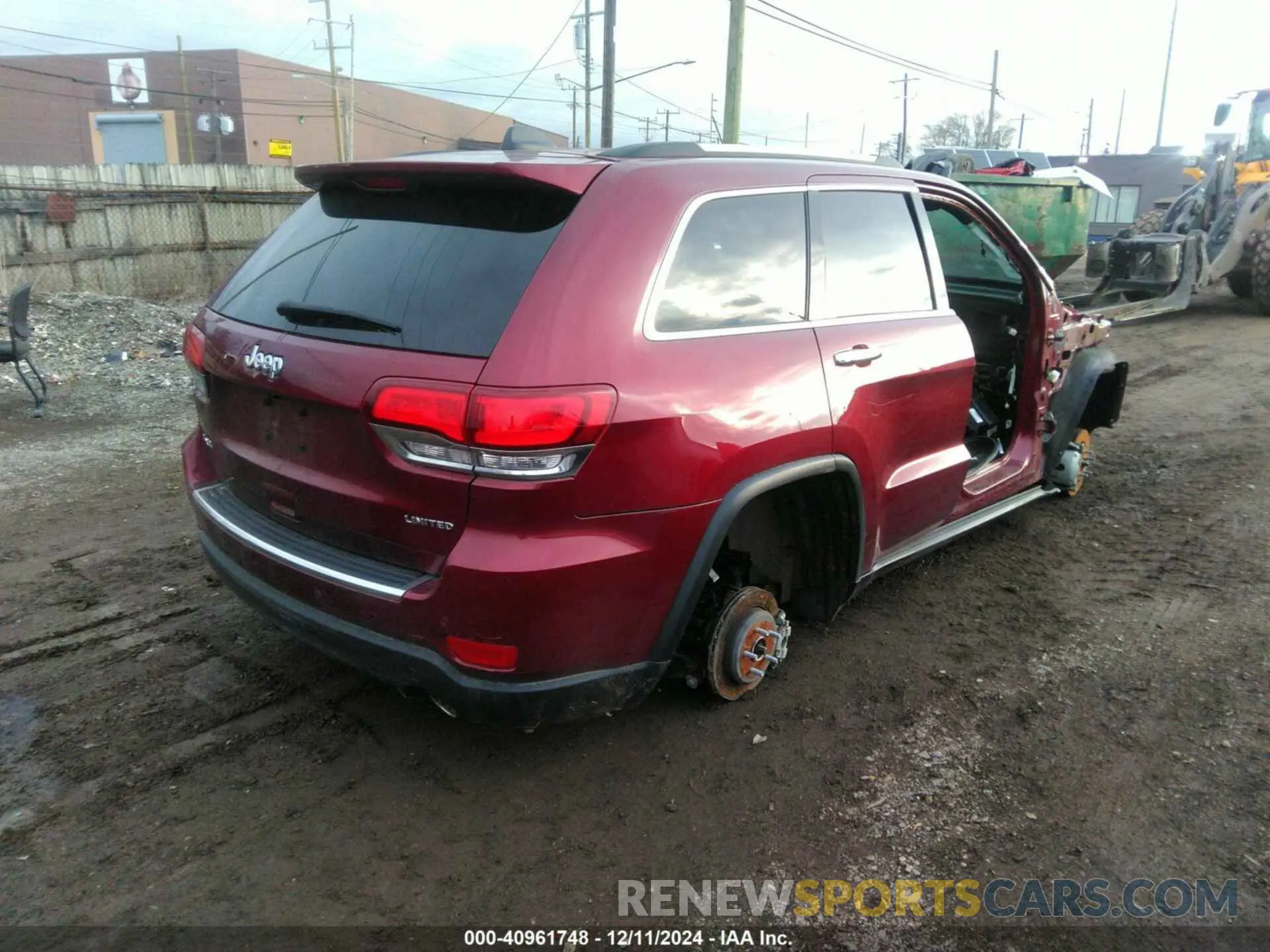 4 Photograph of a damaged car 1C4RJFBG7MC737086 JEEP GRAND CHEROKEE 2021