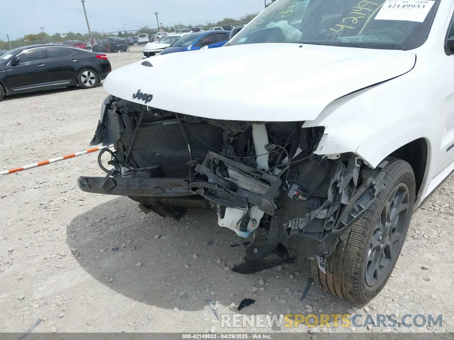 6 Photograph of a damaged car 1C4RJFBG7MC776339 JEEP GRAND CHEROKEE 2021