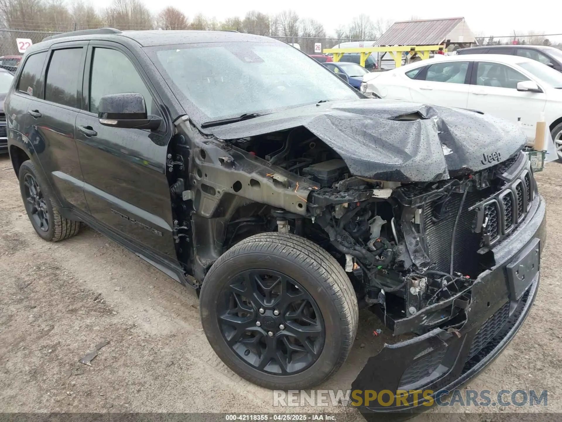 1 Photograph of a damaged car 1C4RJFBG7MC828116 JEEP GRAND CHEROKEE 2021