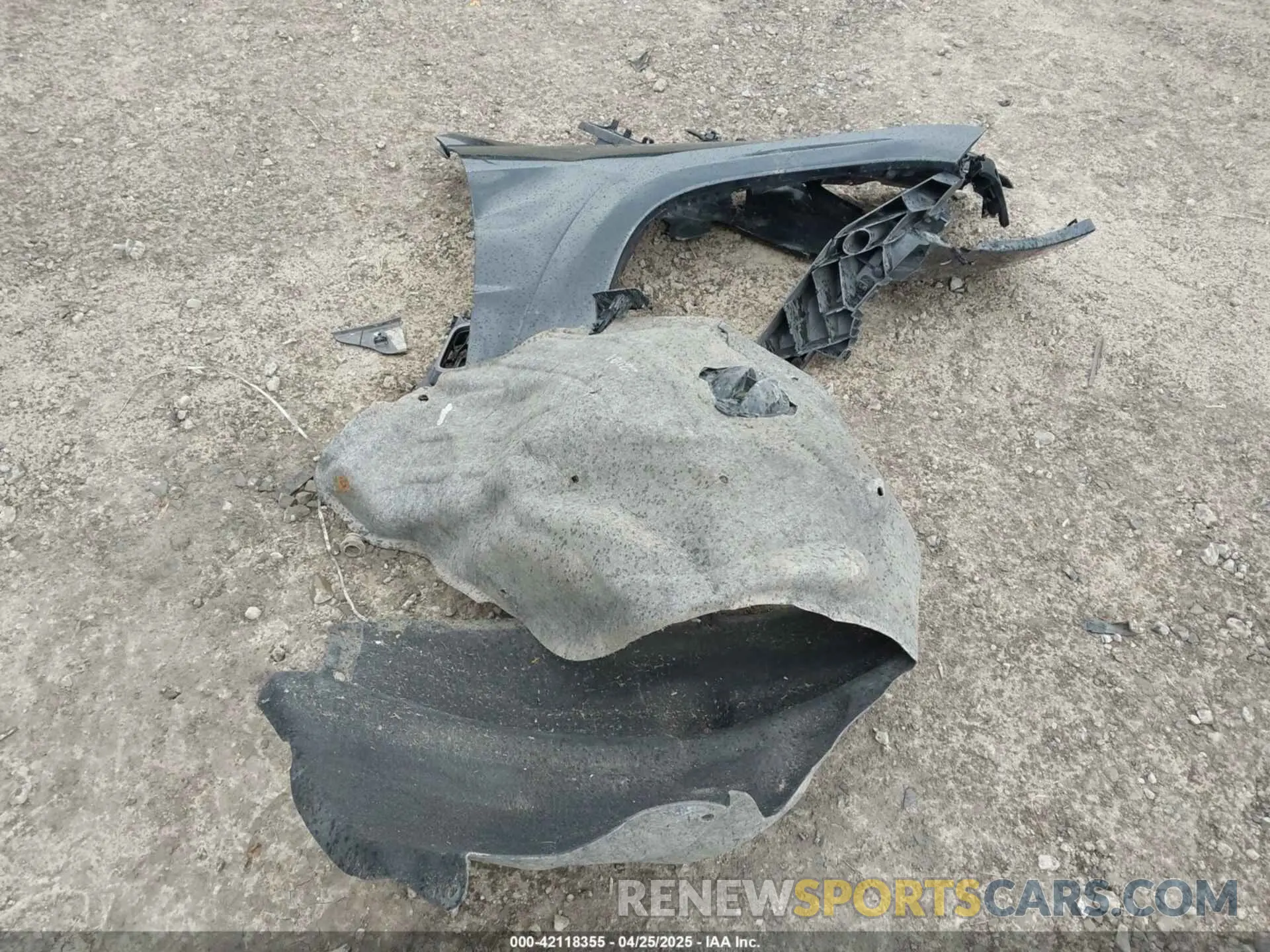 12 Photograph of a damaged car 1C4RJFBG7MC828116 JEEP GRAND CHEROKEE 2021