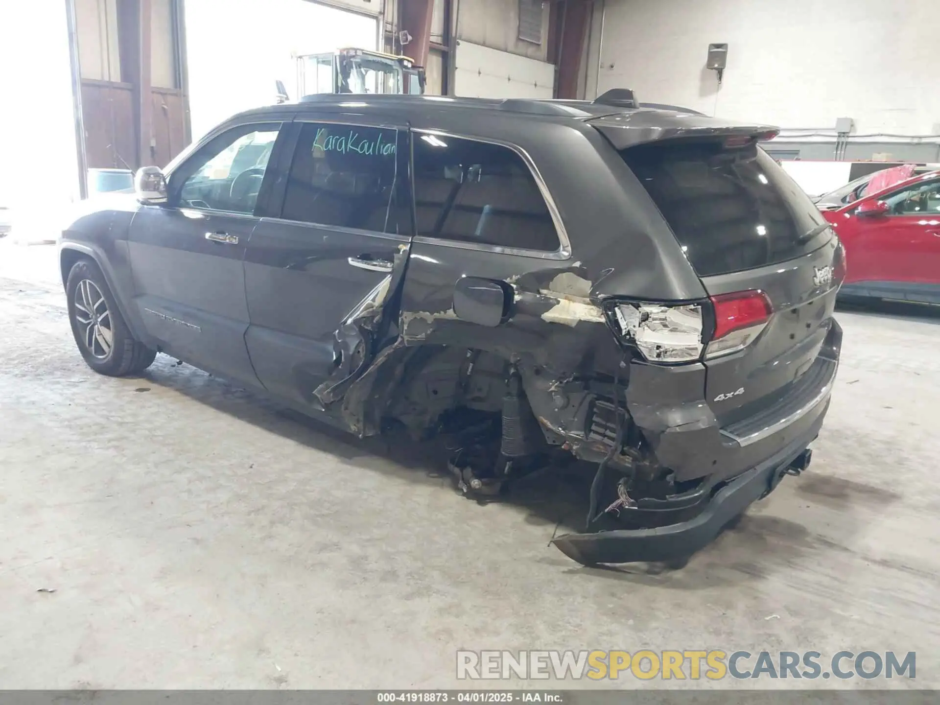 3 Photograph of a damaged car 1C4RJFBG8MC503264 JEEP GRAND CHEROKEE 2021