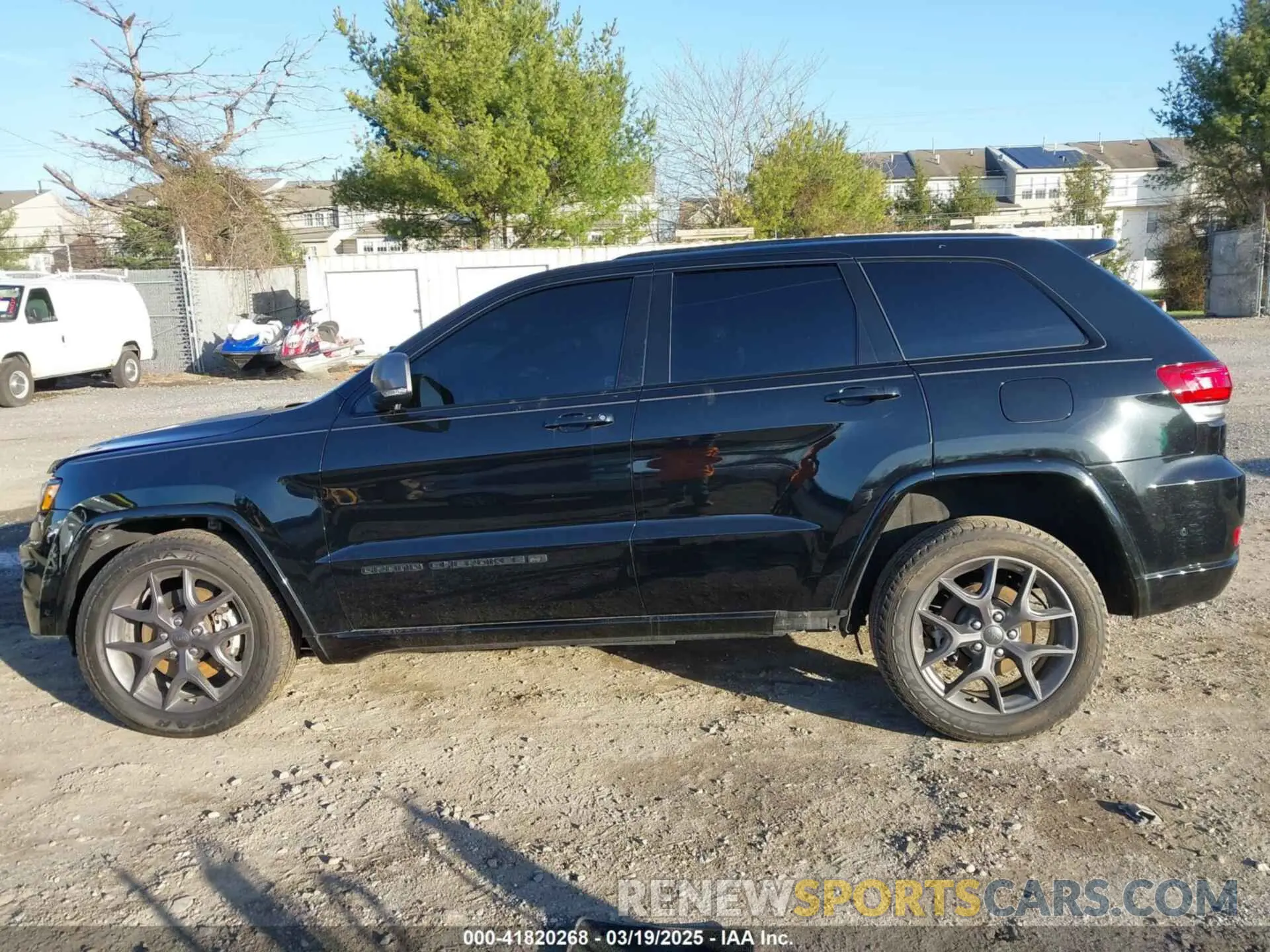 14 Photograph of a damaged car 1C4RJFBG8MC536748 JEEP GRAND CHEROKEE 2021