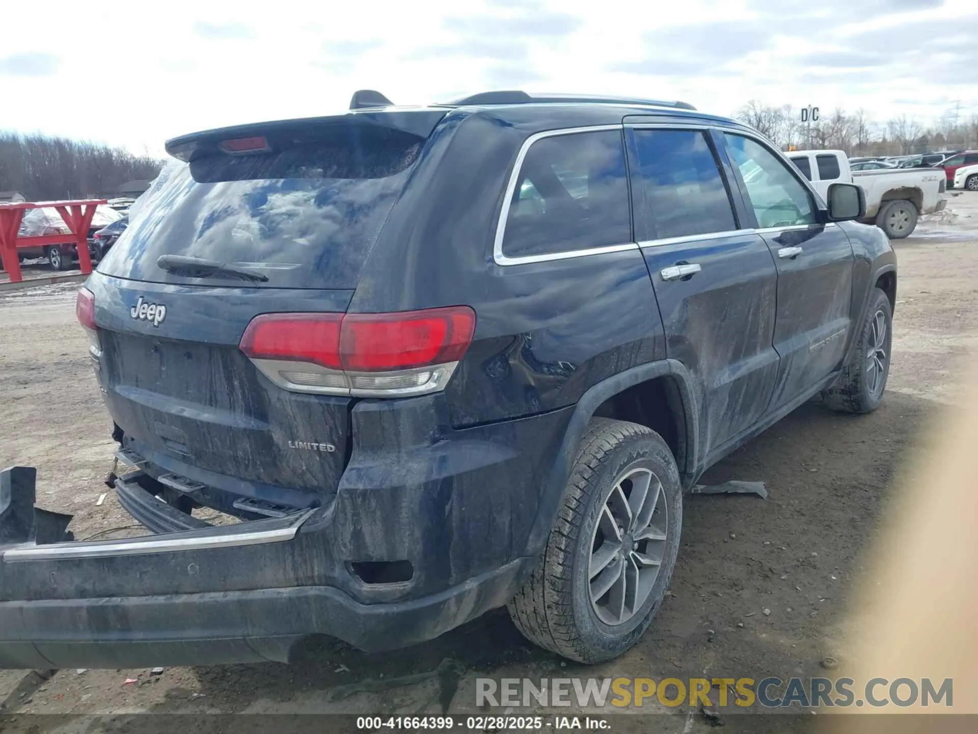 4 Photograph of a damaged car 1C4RJFBG8MC646652 JEEP GRAND CHEROKEE 2021