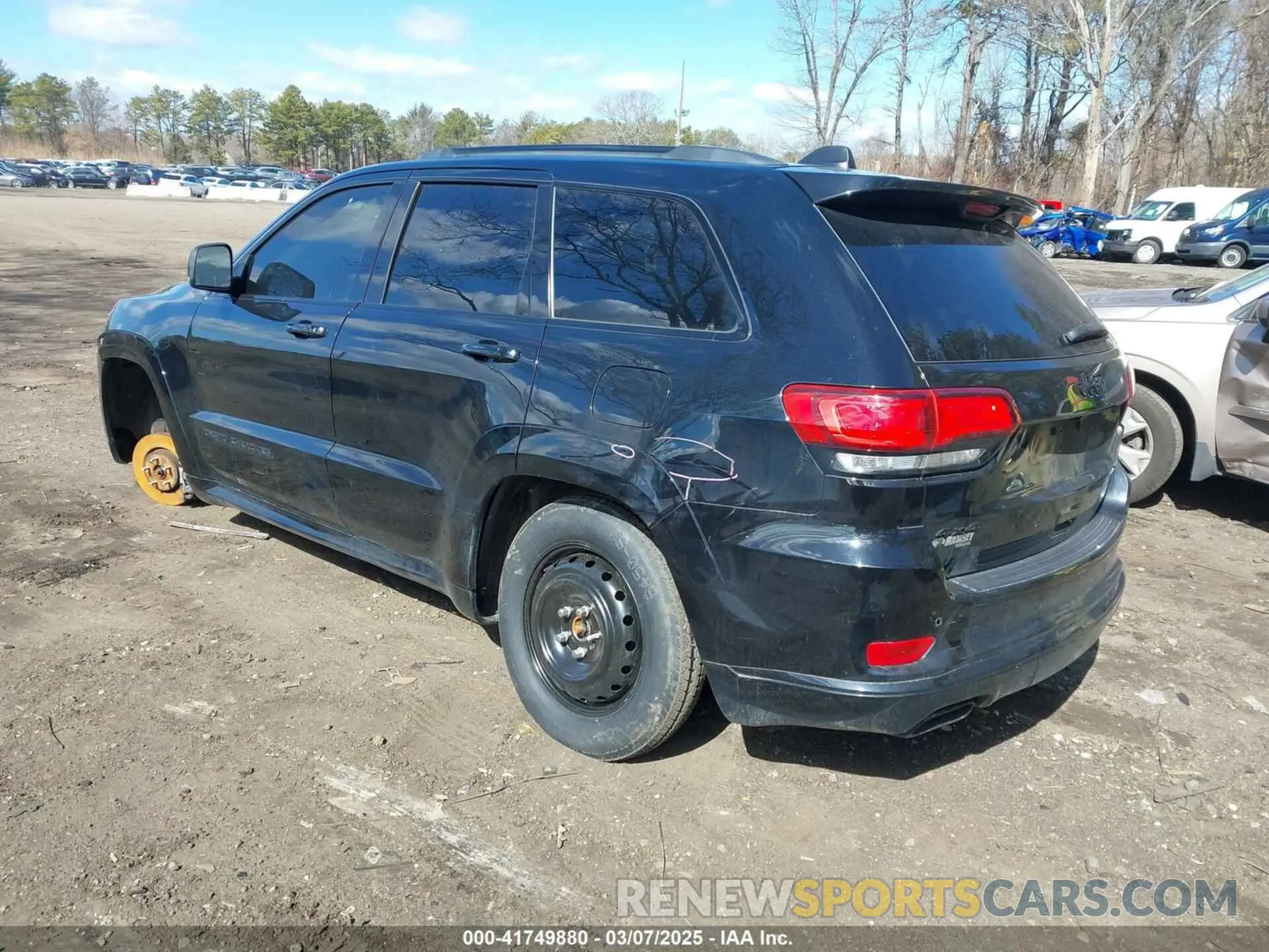 3 Photograph of a damaged car 1C4RJFBG9MC651276 JEEP GRAND CHEROKEE 2021