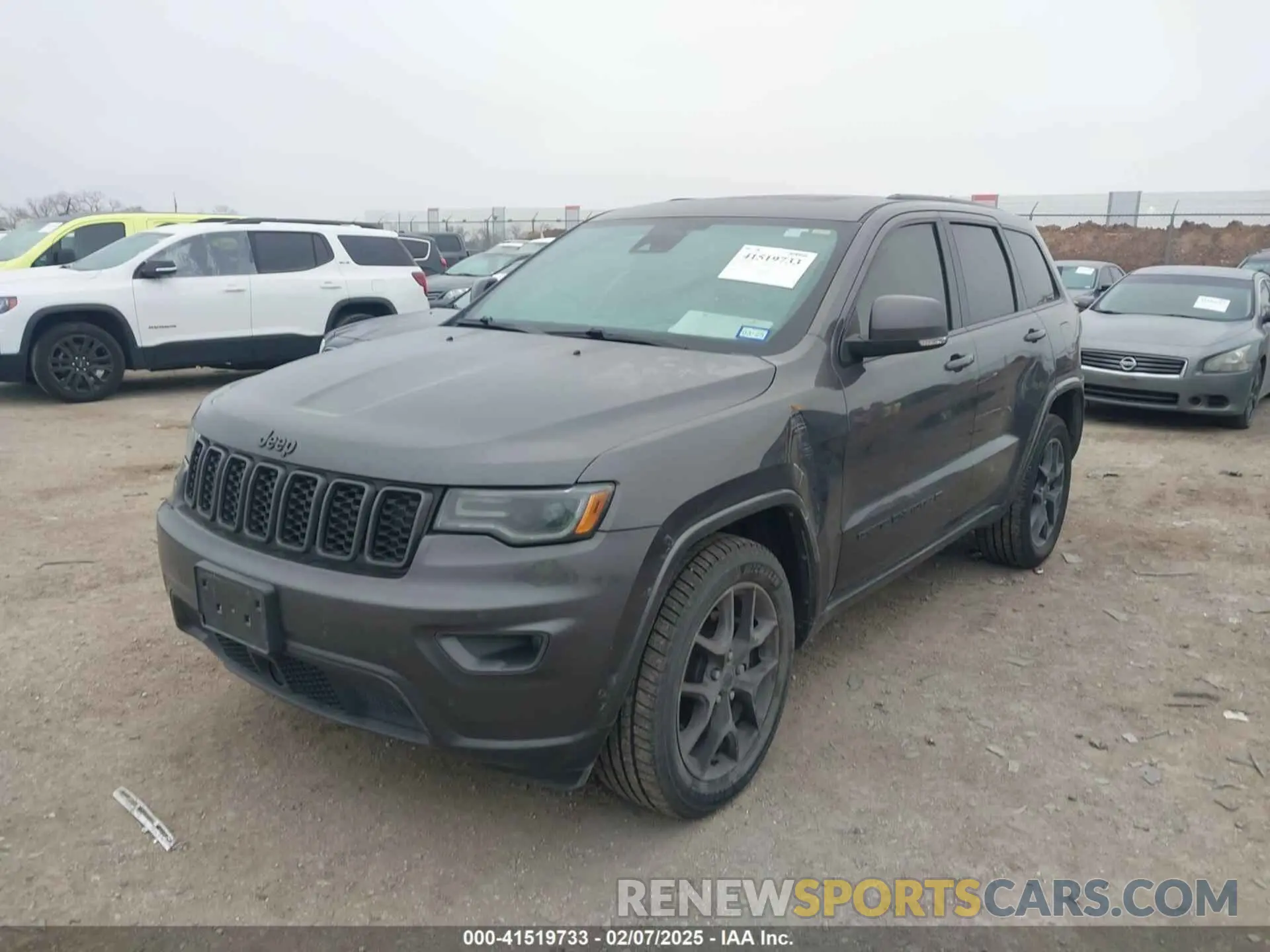 2 Photograph of a damaged car 1C4RJFBGXMC621817 JEEP GRAND CHEROKEE 2021