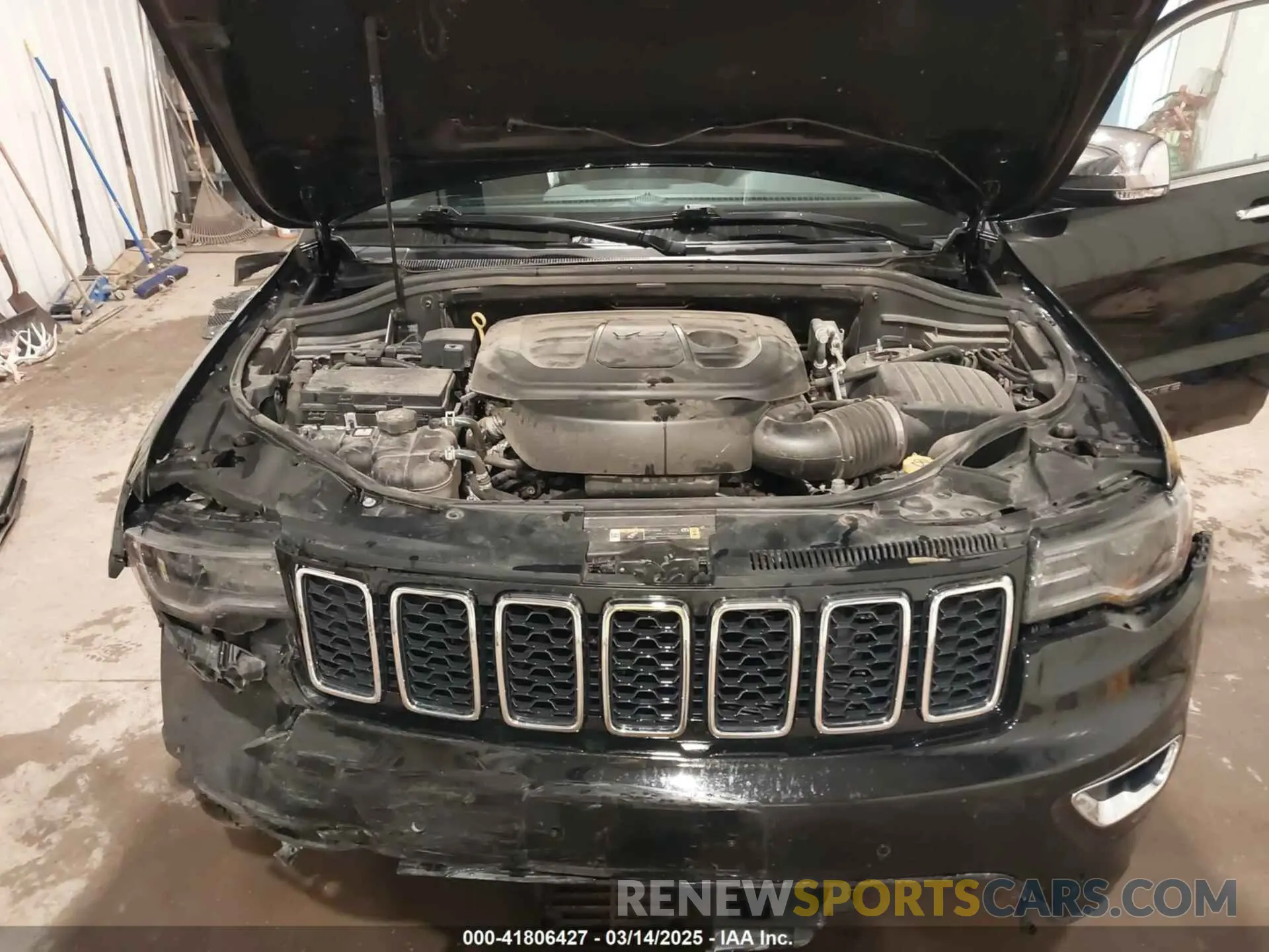 10 Photograph of a damaged car 1C4RJFBGXMC709346 JEEP GRAND CHEROKEE 2021