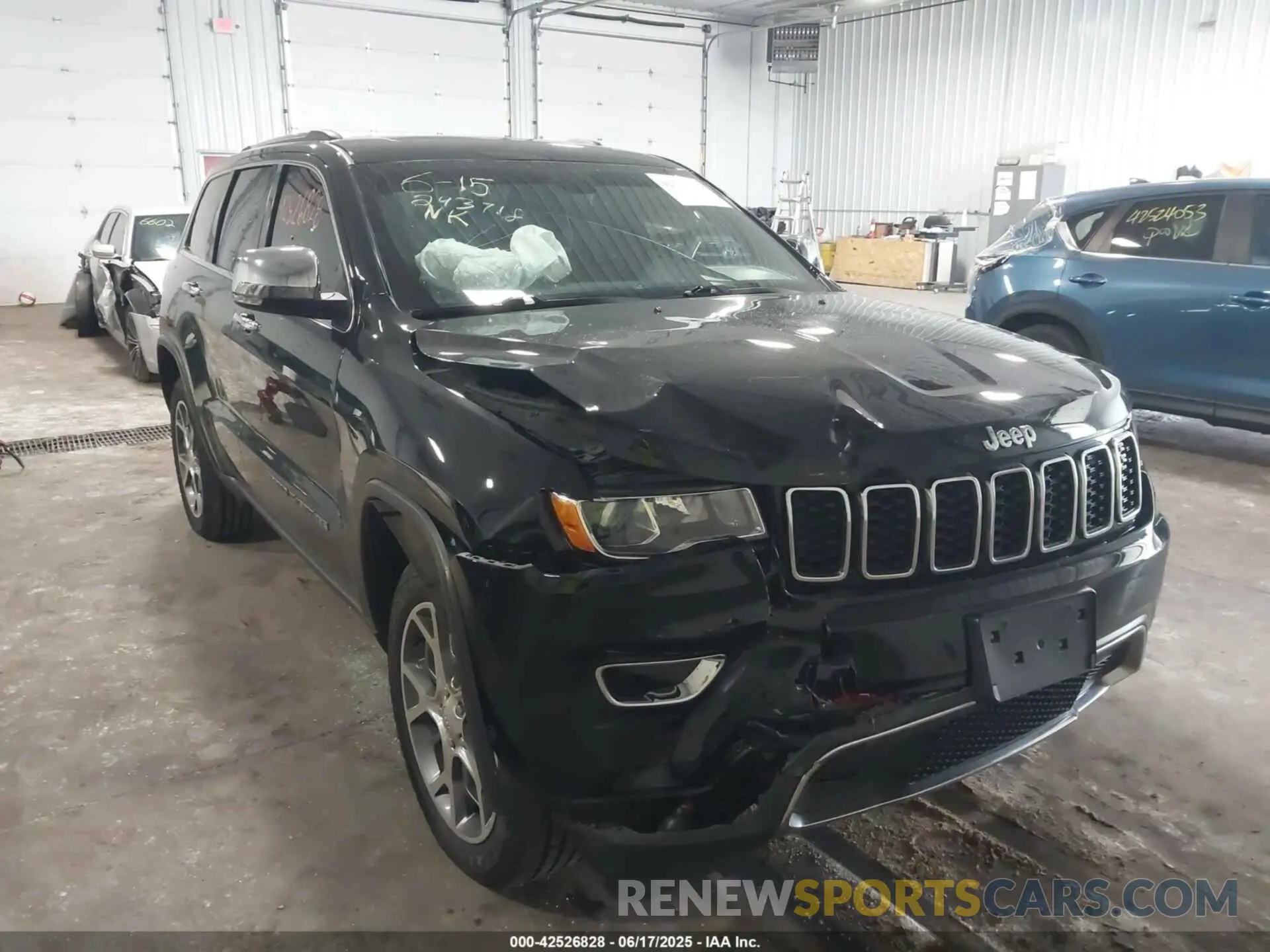 6 Photograph of a damaged car 1C4RJFBGXMC774892 JEEP GRAND CHEROKEE 2021