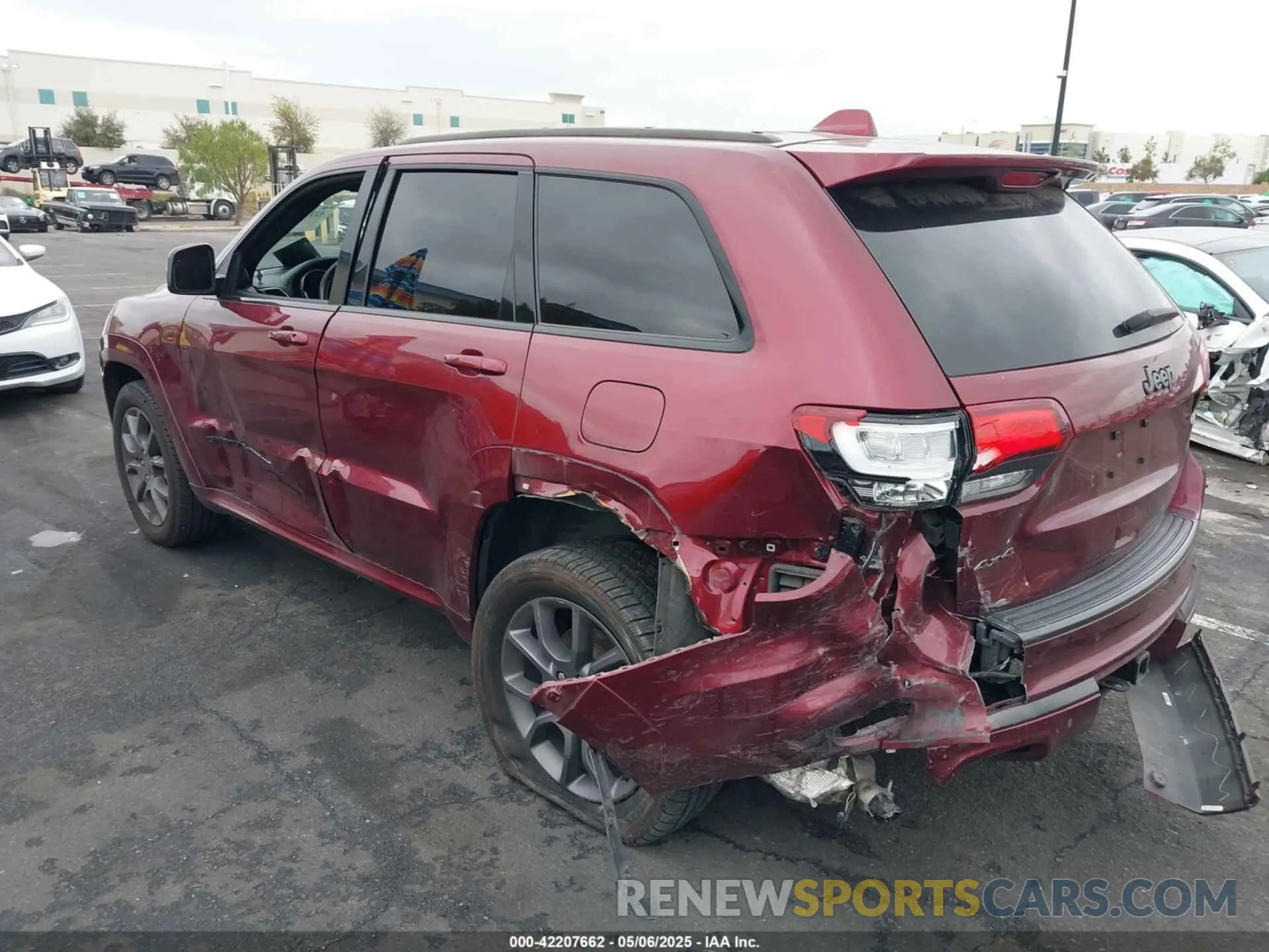 6 Photograph of a damaged car 1C4RJFCG0MC734254 JEEP GRAND CHEROKEE 2021
