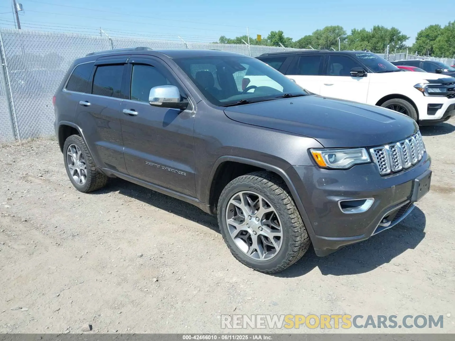 1 Photograph of a damaged car 1C4RJFCG1MC668233 JEEP GRAND CHEROKEE 2021