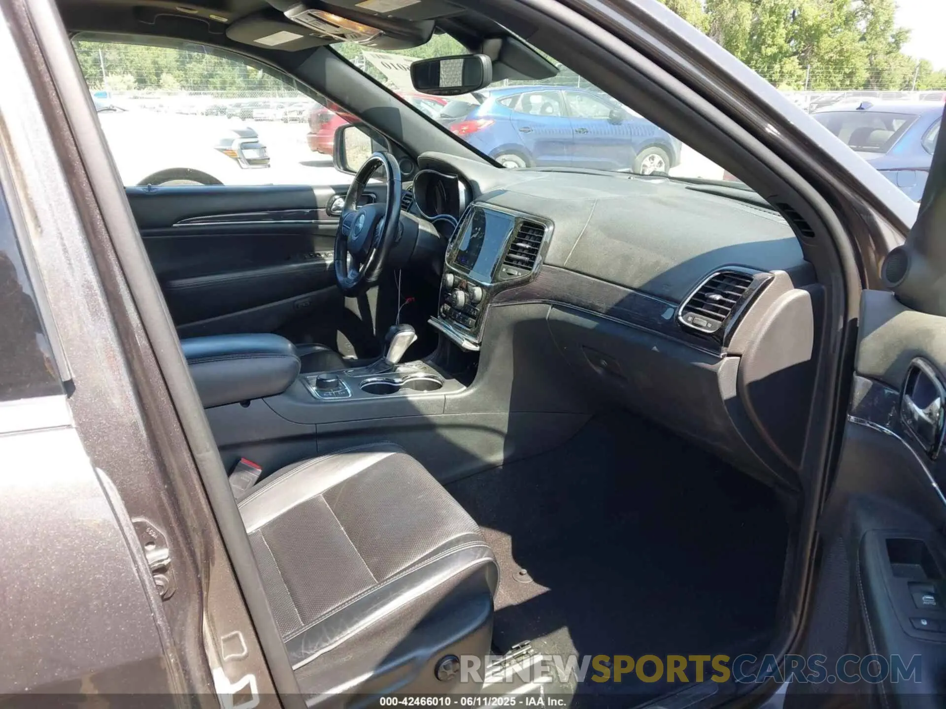 5 Photograph of a damaged car 1C4RJFCG1MC668233 JEEP GRAND CHEROKEE 2021