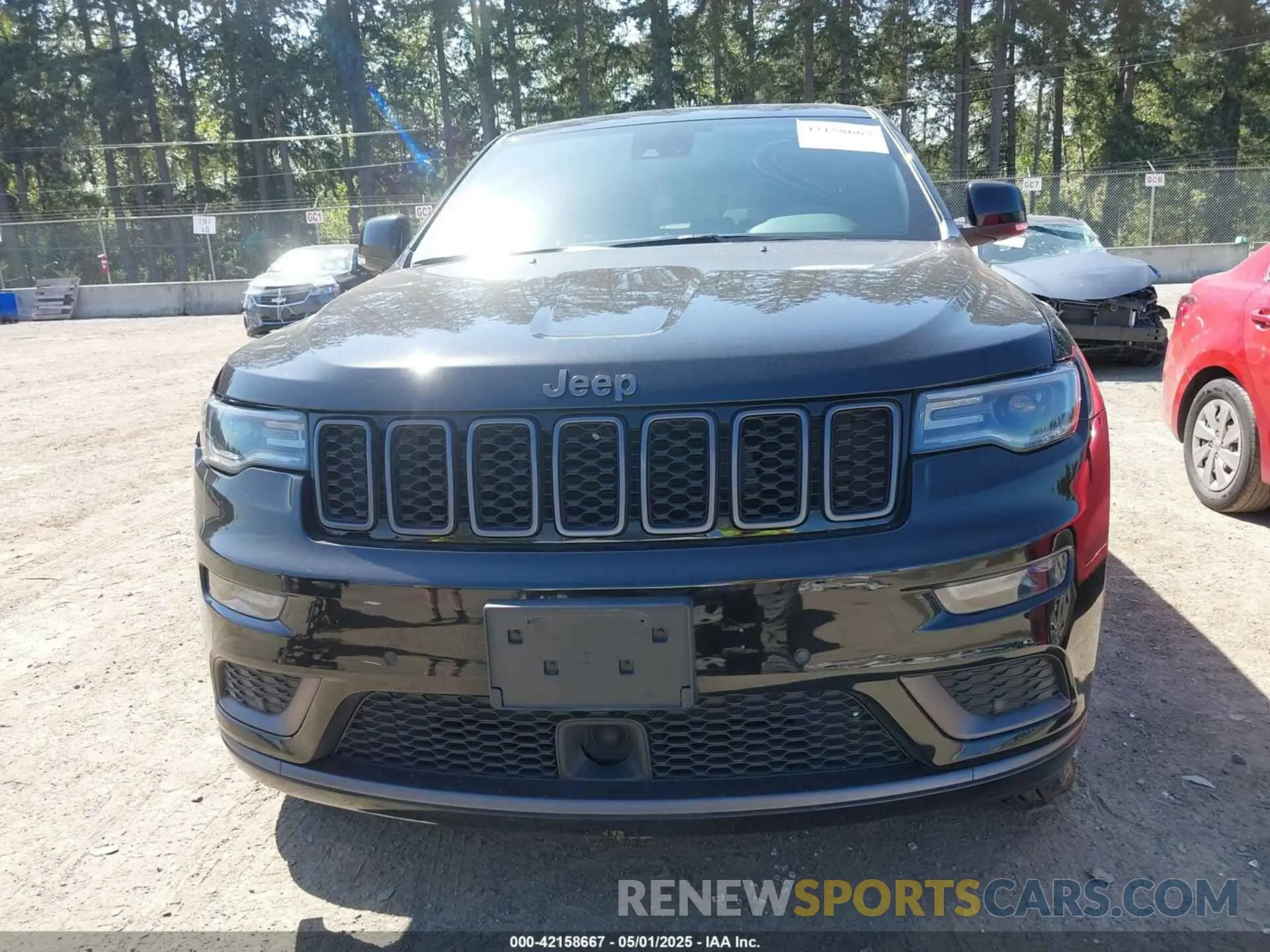 12 Photograph of a damaged car 1C4RJFCG3MC618885 JEEP GRAND CHEROKEE 2021