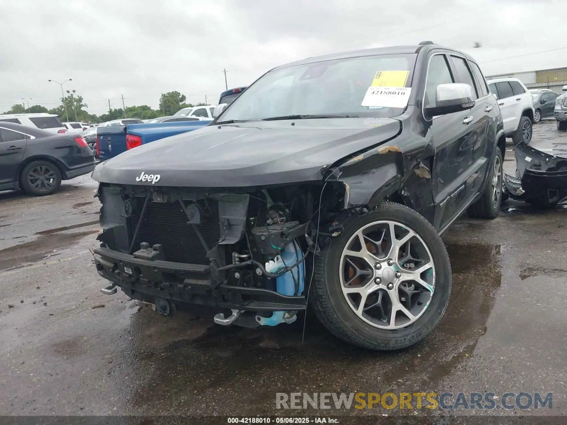 2 Photograph of a damaged car 1C4RJFCG4MC621214 JEEP GRAND CHEROKEE 2021