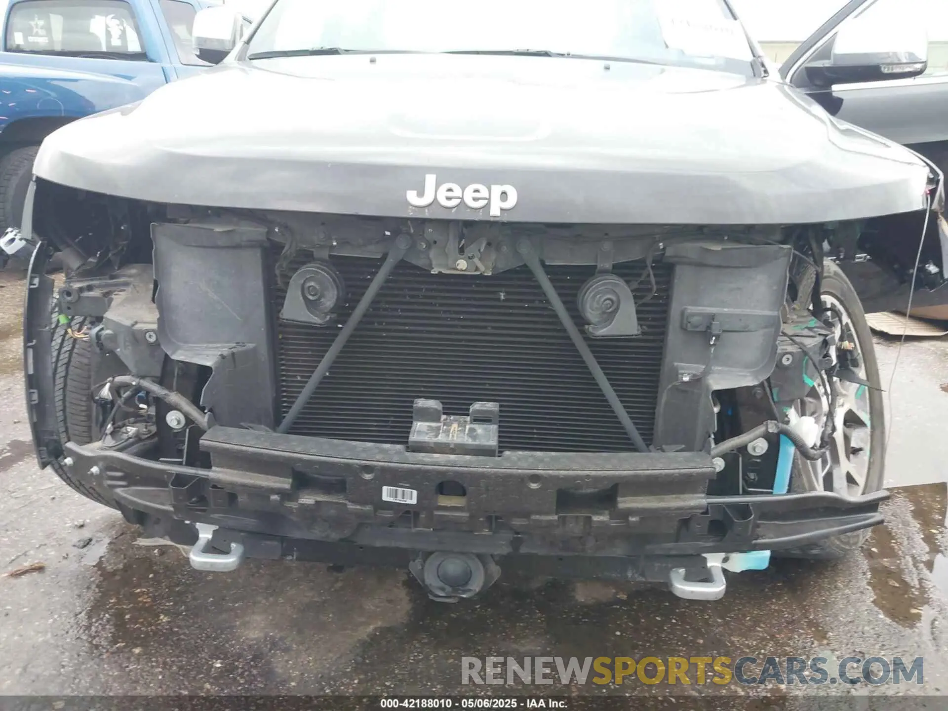6 Photograph of a damaged car 1C4RJFCG4MC621214 JEEP GRAND CHEROKEE 2021