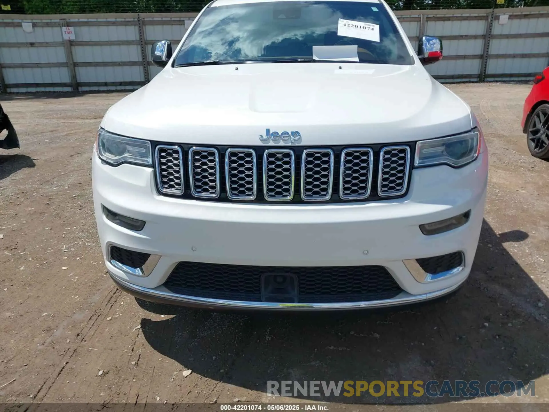 12 Photograph of a damaged car 1C4RJFJG1MC538391 JEEP GRAND CHEROKEE 2021