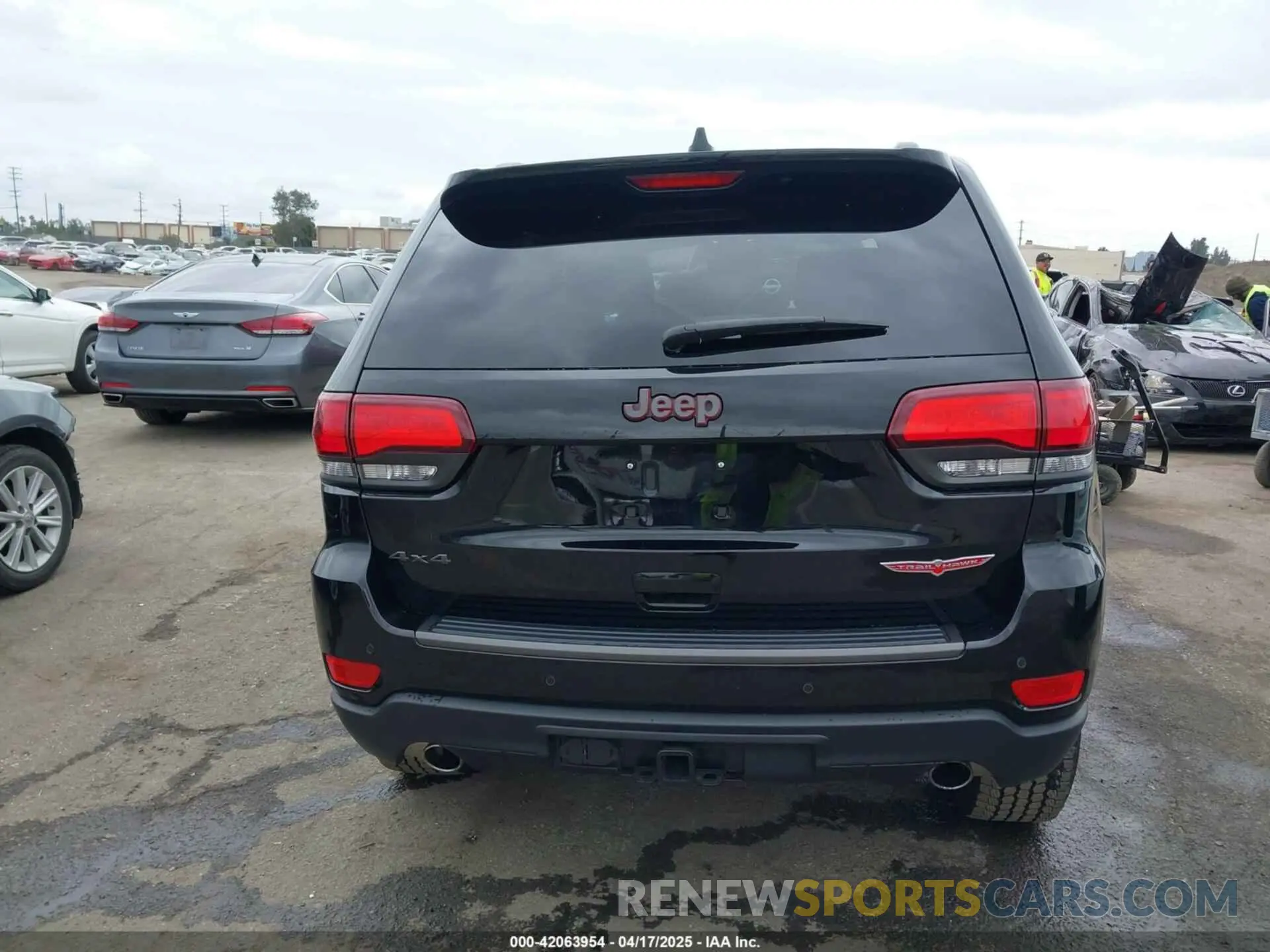16 Photograph of a damaged car 1C4RJFLT4MC771773 JEEP GRAND CHEROKEE 2021
