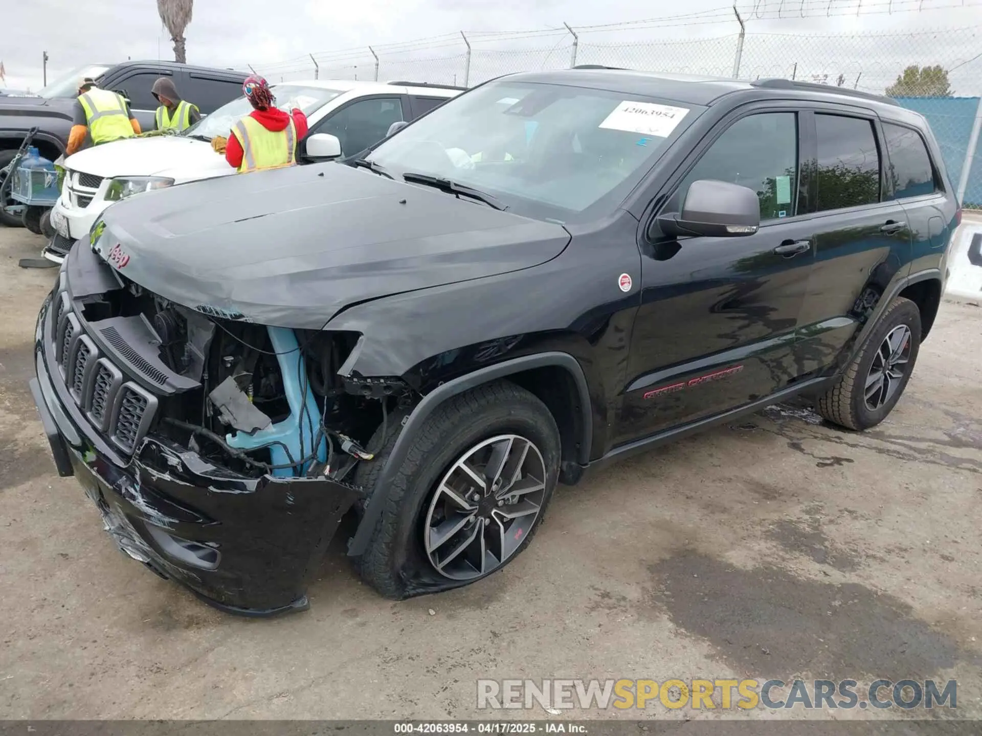 2 Photograph of a damaged car 1C4RJFLT4MC771773 JEEP GRAND CHEROKEE 2021