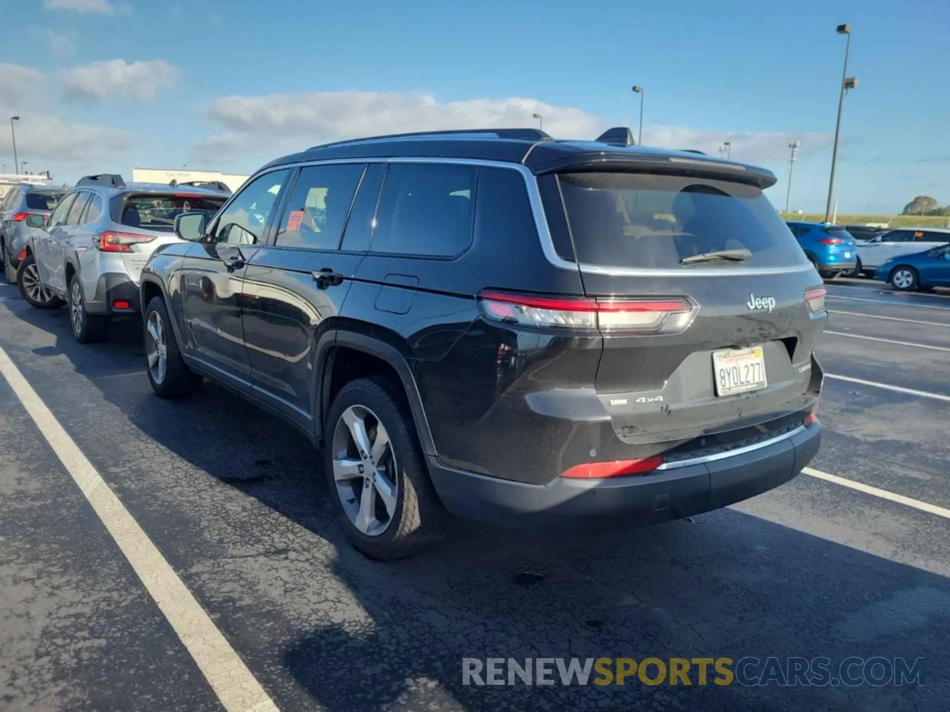 5 Photograph of a damaged car 1C4RJKBG3M8141324 JEEP GRAND CHEROKEE 2021