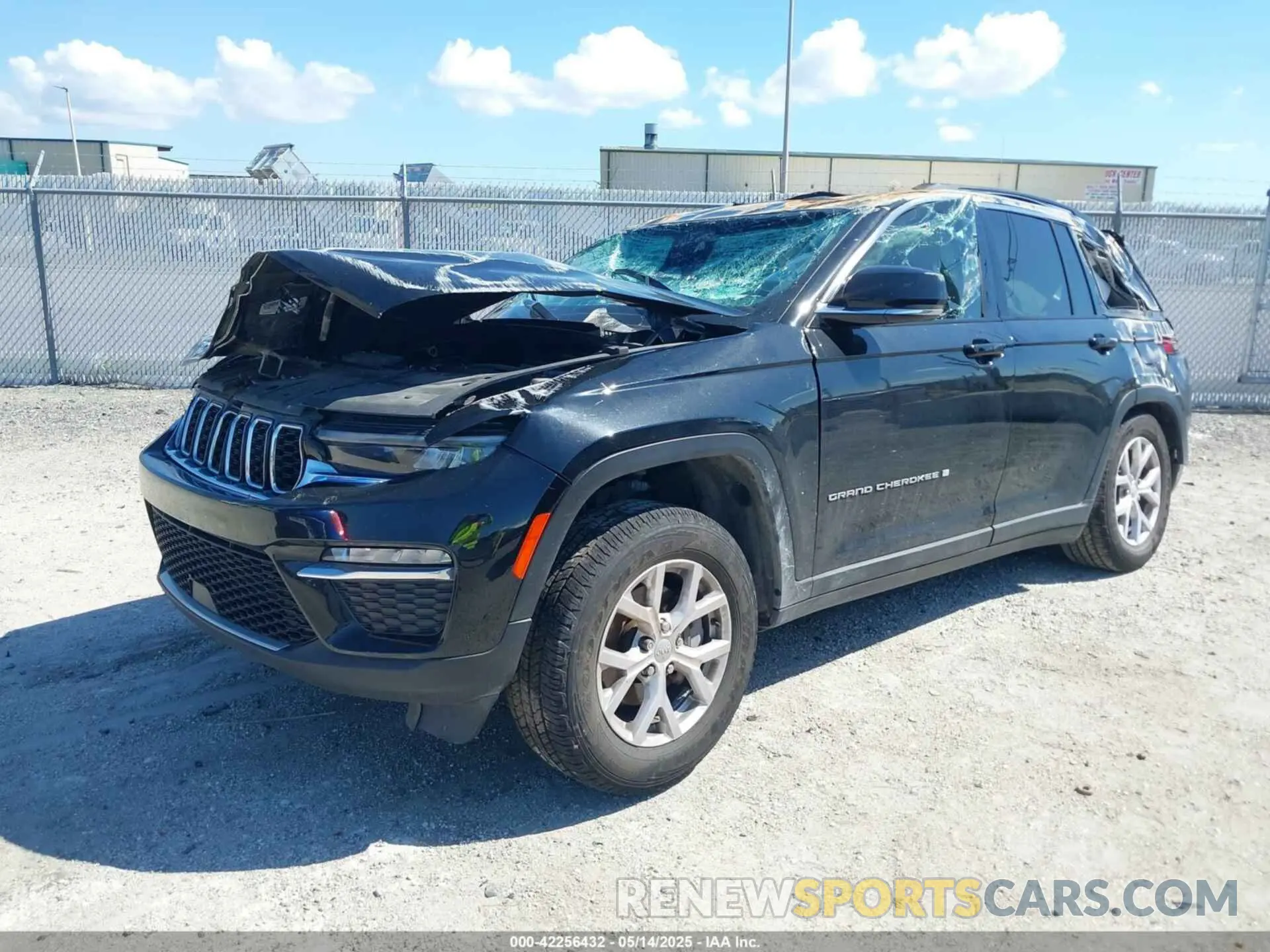 2 Photograph of a damaged car 1C4RJGBG8N8611510 JEEP GRAND CHEROKEE 2022