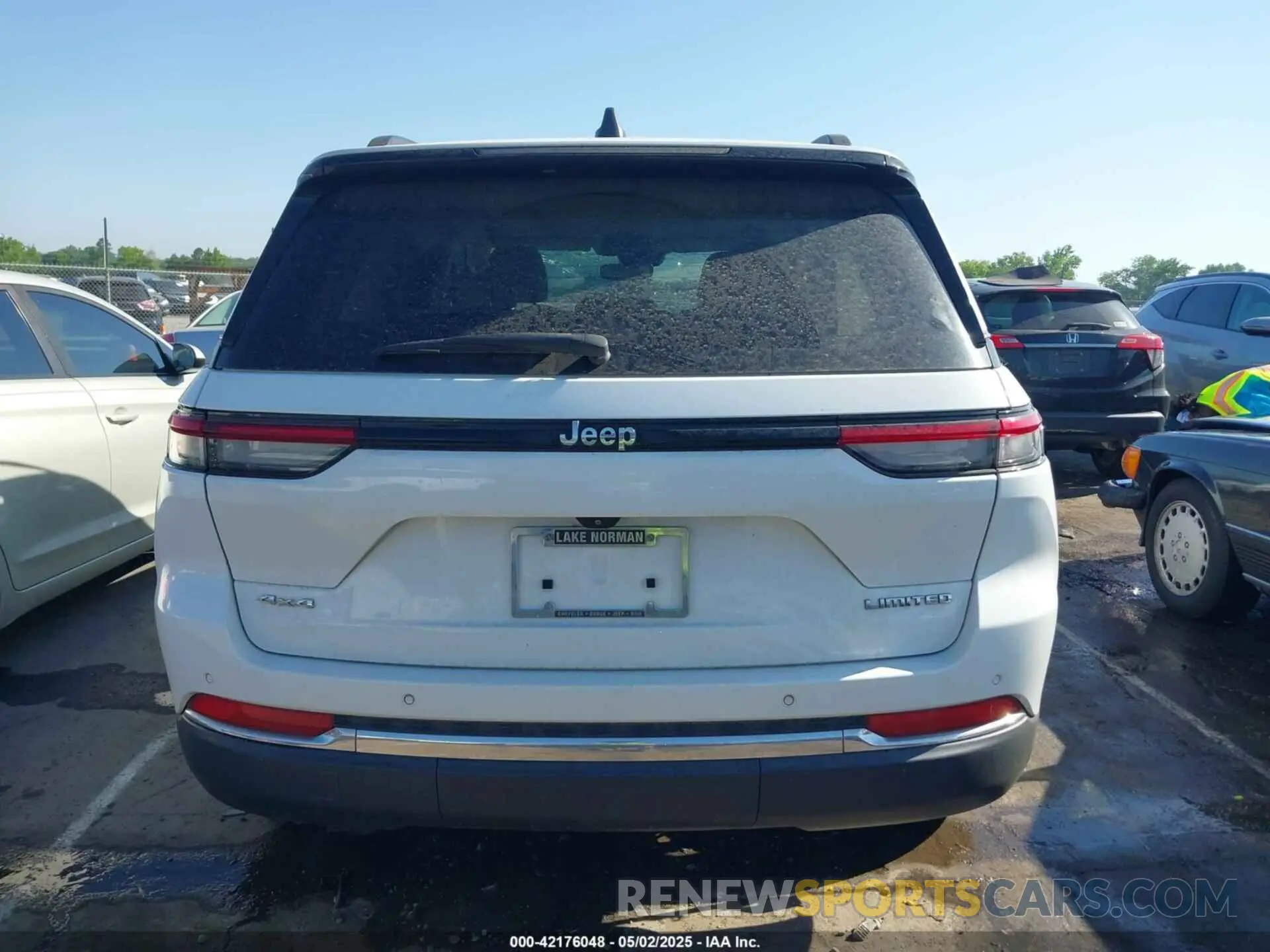 15 Photograph of a damaged car 1C4RJHBG3N8540707 JEEP GRAND CHEROKEE 2022