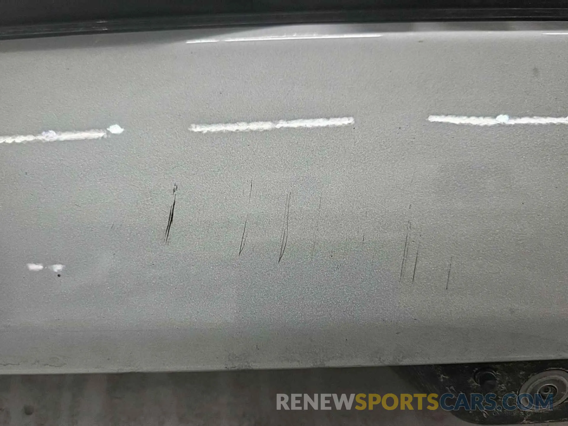 18 Photograph of a damaged car 1C4RJHBG9N8619850 JEEP GRAND CHEROKEE 2022