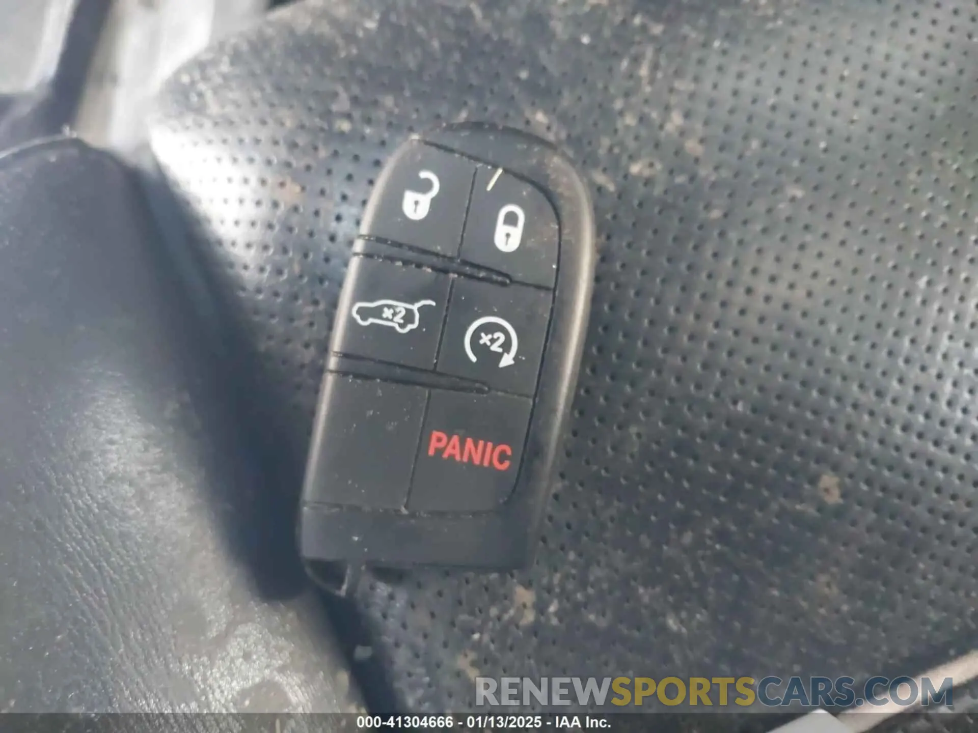 11 Photograph of a damaged car 1C4RJHDG1N8606751 JEEP GRAND CHEROKEE 2022