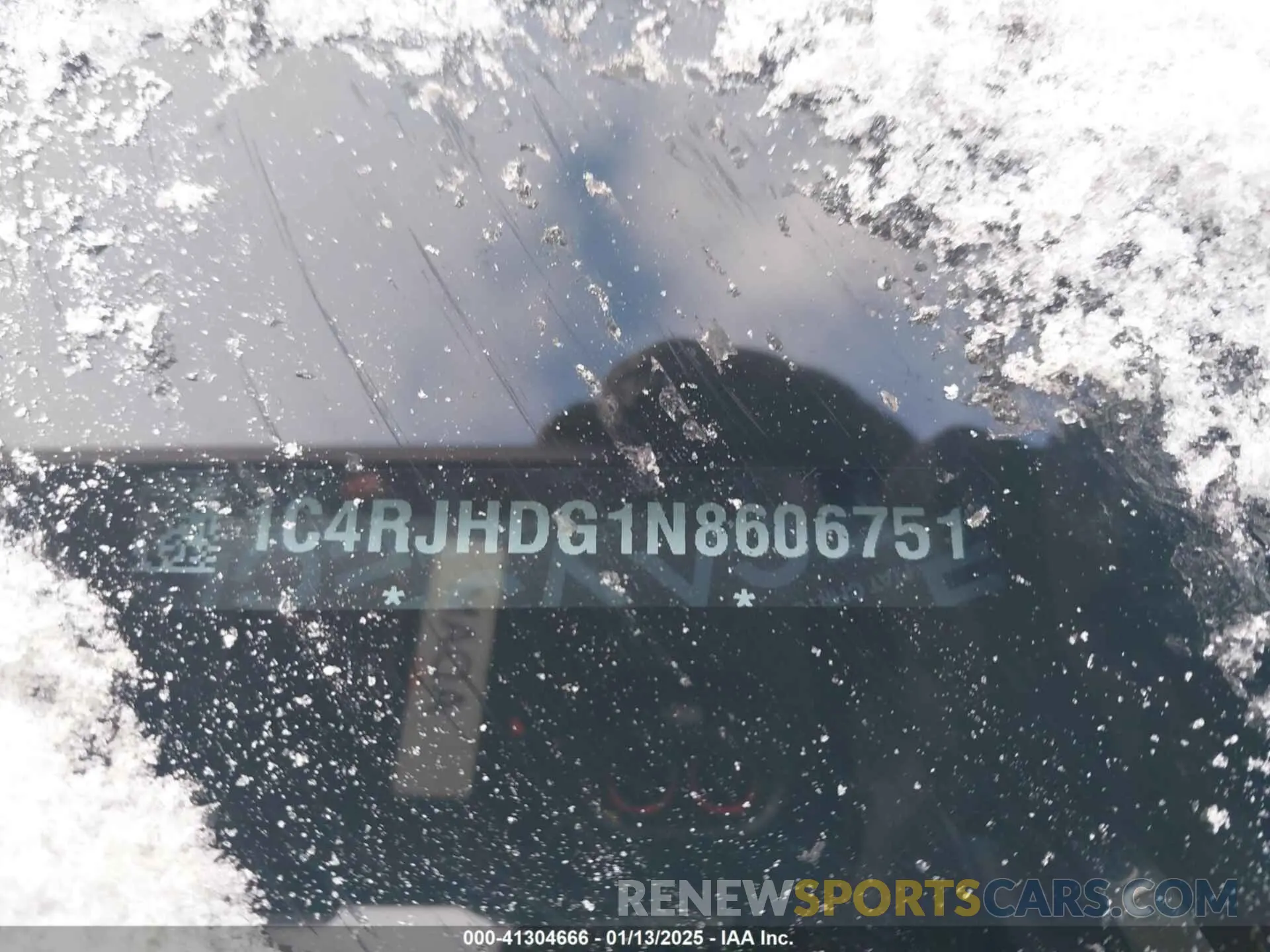 9 Photograph of a damaged car 1C4RJHDG1N8606751 JEEP GRAND CHEROKEE 2022