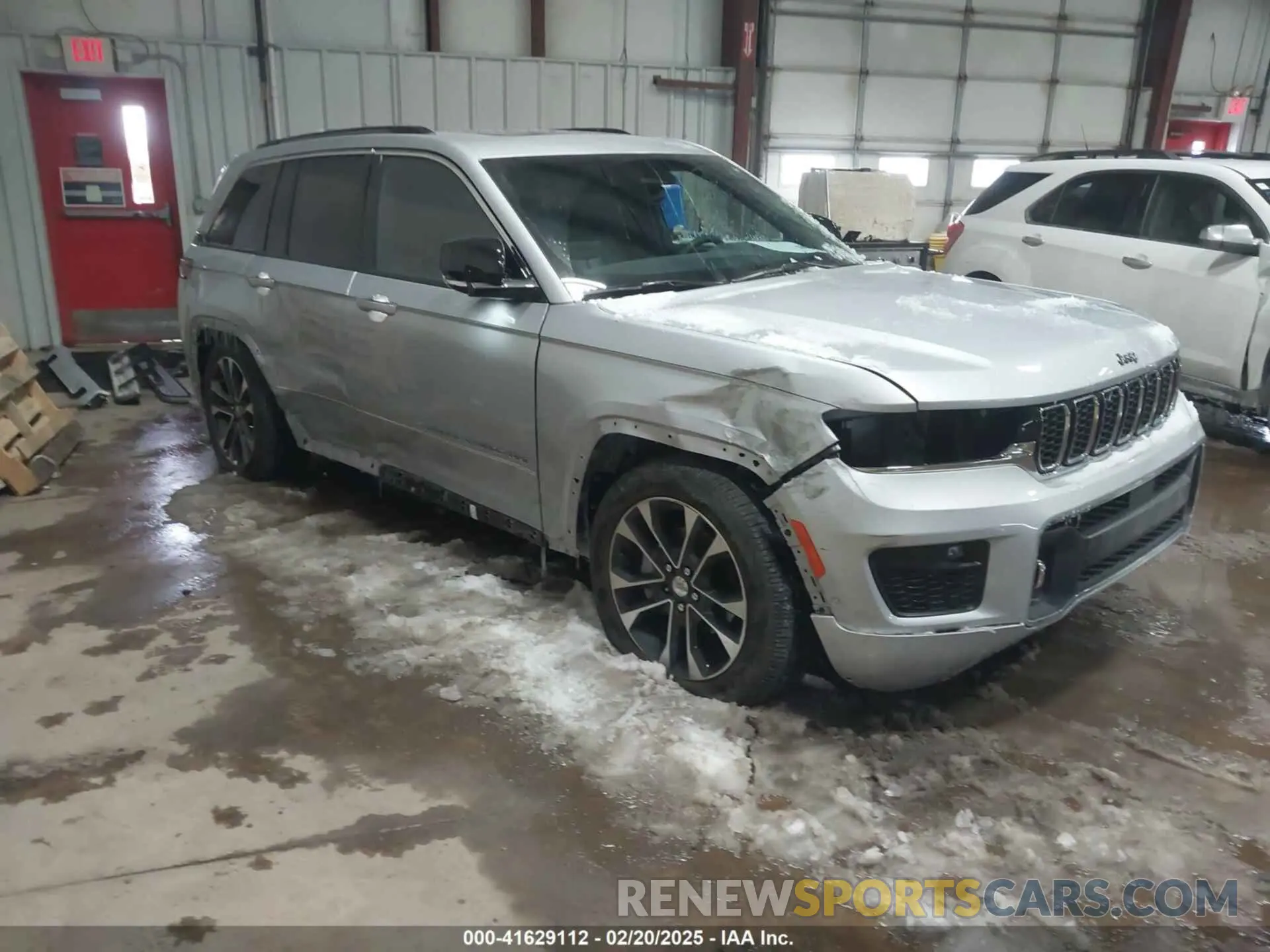 1 Photograph of a damaged car 1C4RJHDG2N8633960 JEEP GRAND CHEROKEE 2022