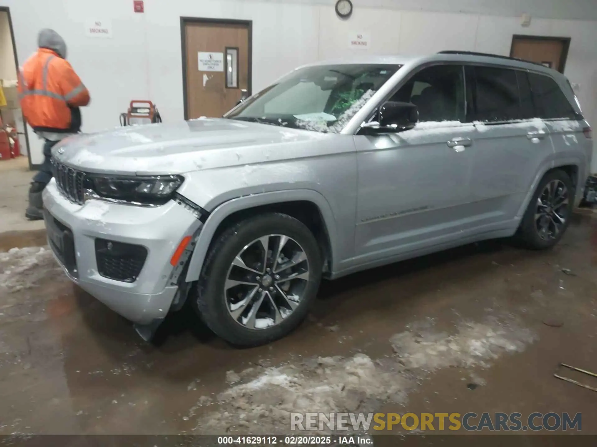 2 Photograph of a damaged car 1C4RJHDG2N8633960 JEEP GRAND CHEROKEE 2022