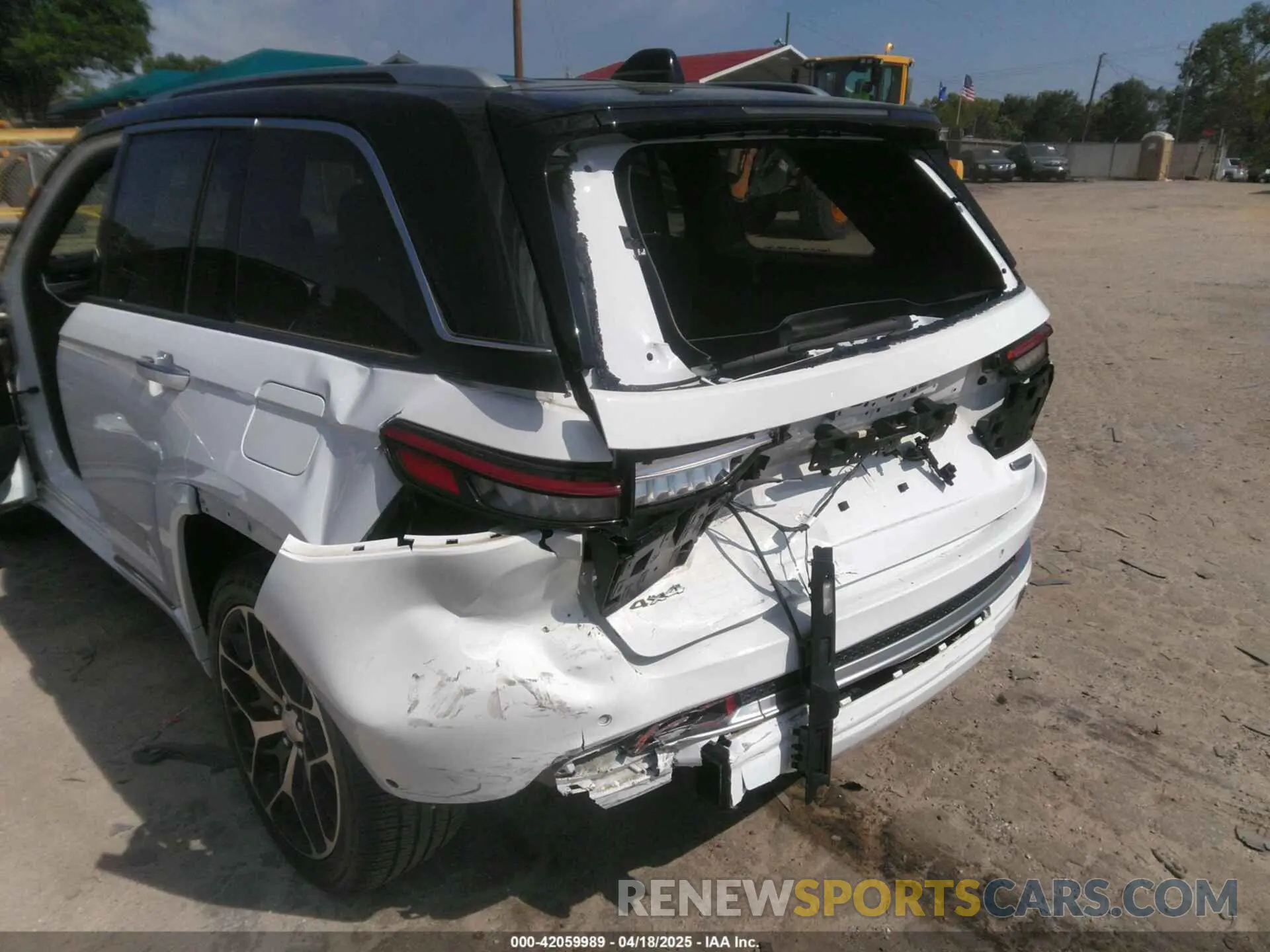 6 Photograph of a damaged car 1C4RJHEG8N8588988 JEEP GRAND CHEROKEE 2022