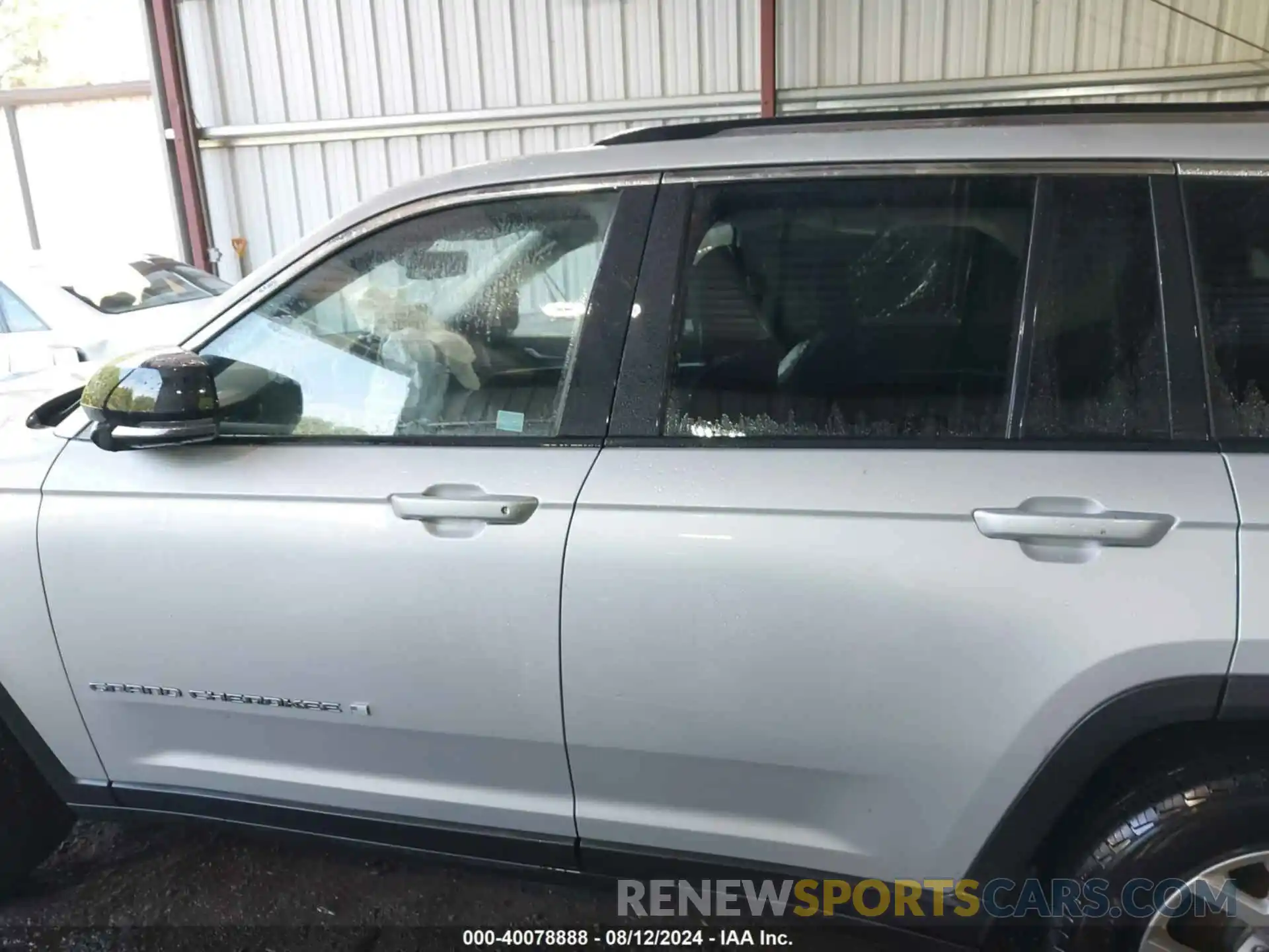 13 Photograph of a damaged car 1C4RJGBG2PC575376 JEEP GRAND CHEROKEE 2023