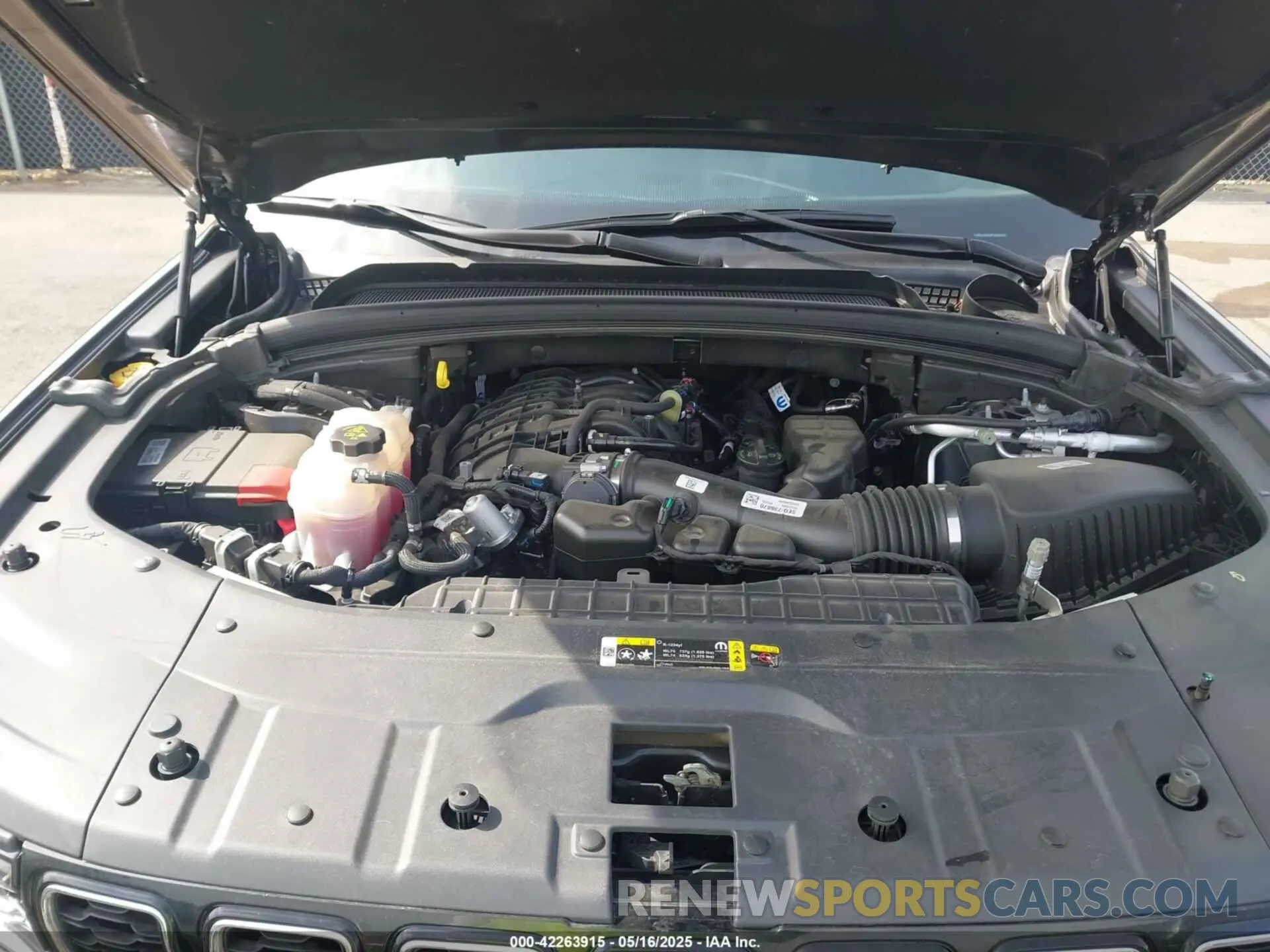 10 Photograph of a damaged car 1C4RJGBG5PC648630 JEEP GRAND CHEROKEE 2023