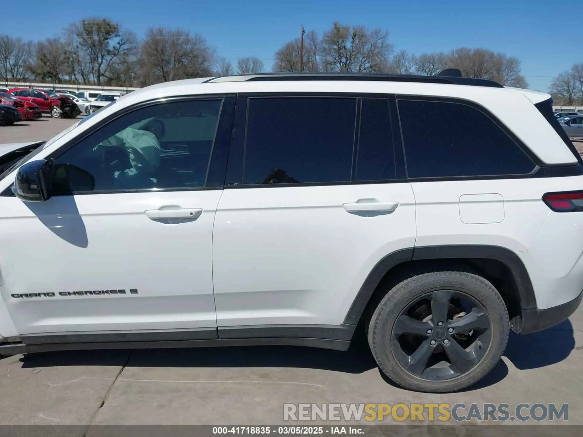 15 Photograph of a damaged car 1C4RJGBG9PC510072 JEEP GRAND CHEROKEE 2023