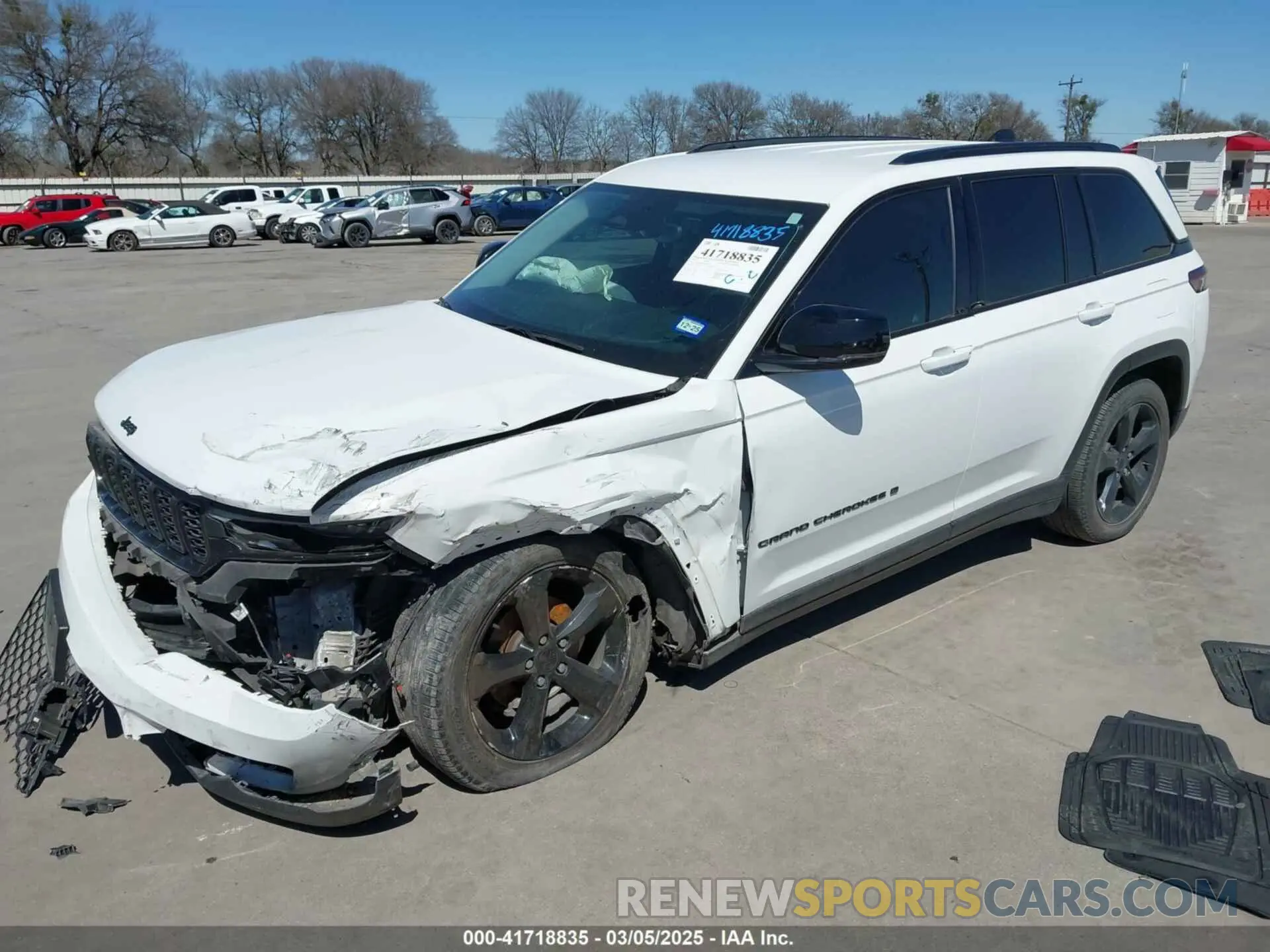 2 Photograph of a damaged car 1C4RJGBG9PC510072 JEEP GRAND CHEROKEE 2023
