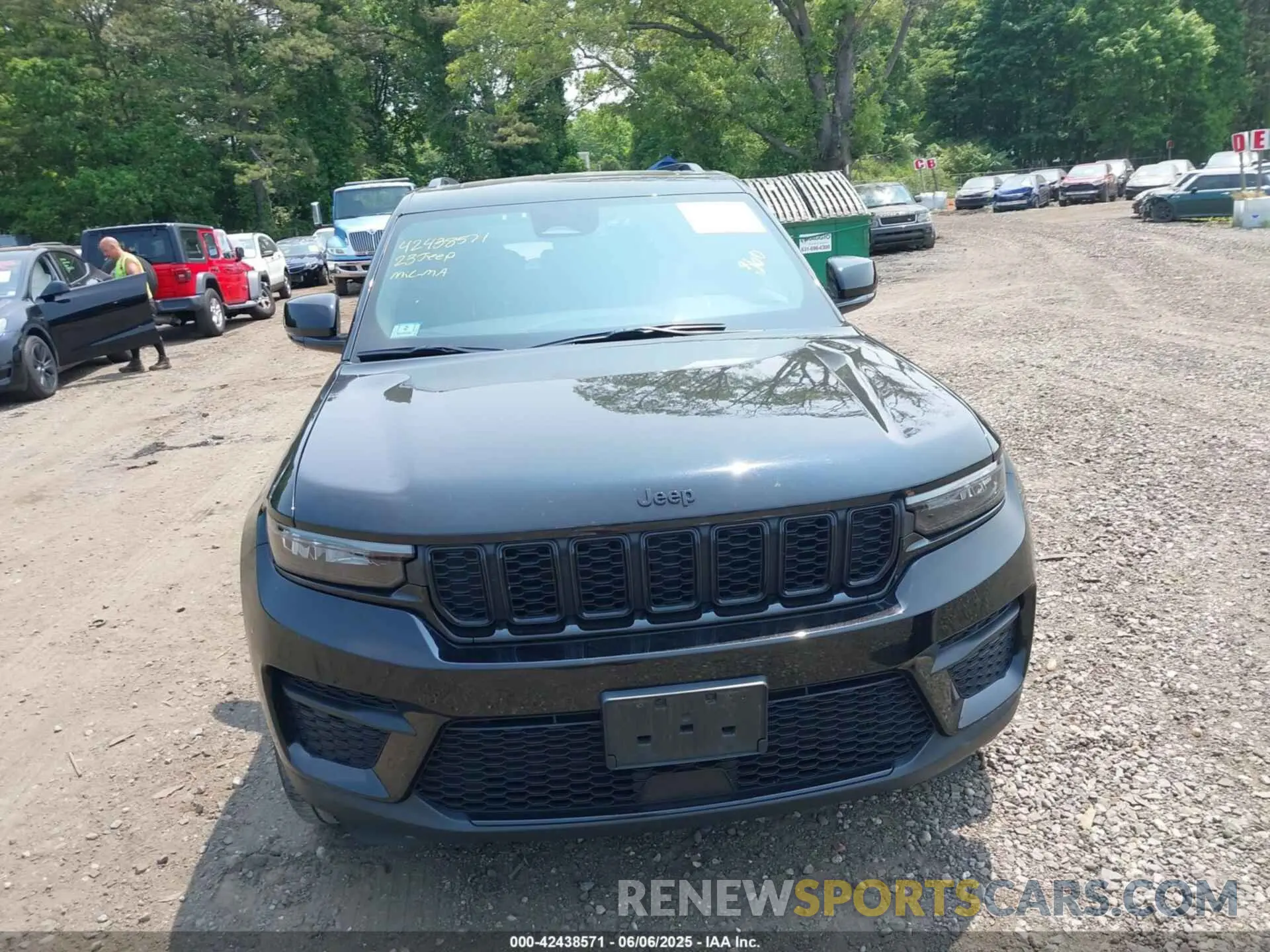 12 Photograph of a damaged car 1C4RJHAG2PC565454 JEEP GRAND CHEROKEE 2023