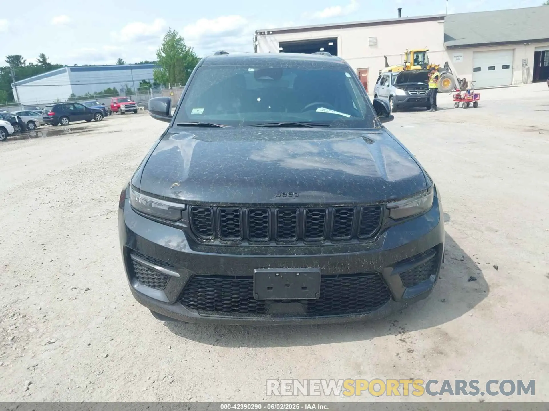 12 Photograph of a damaged car 1C4RJHAG2PC660094 JEEP GRAND CHEROKEE 2023