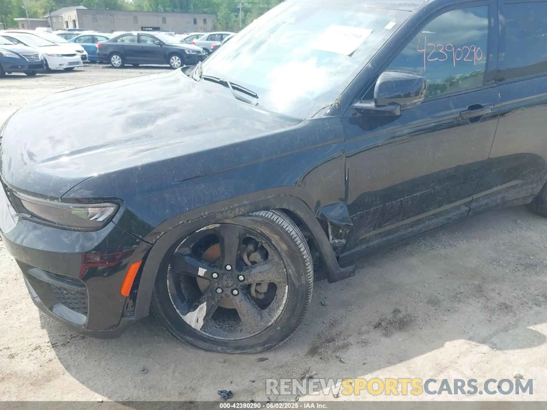 6 Photograph of a damaged car 1C4RJHAG2PC660094 JEEP GRAND CHEROKEE 2023