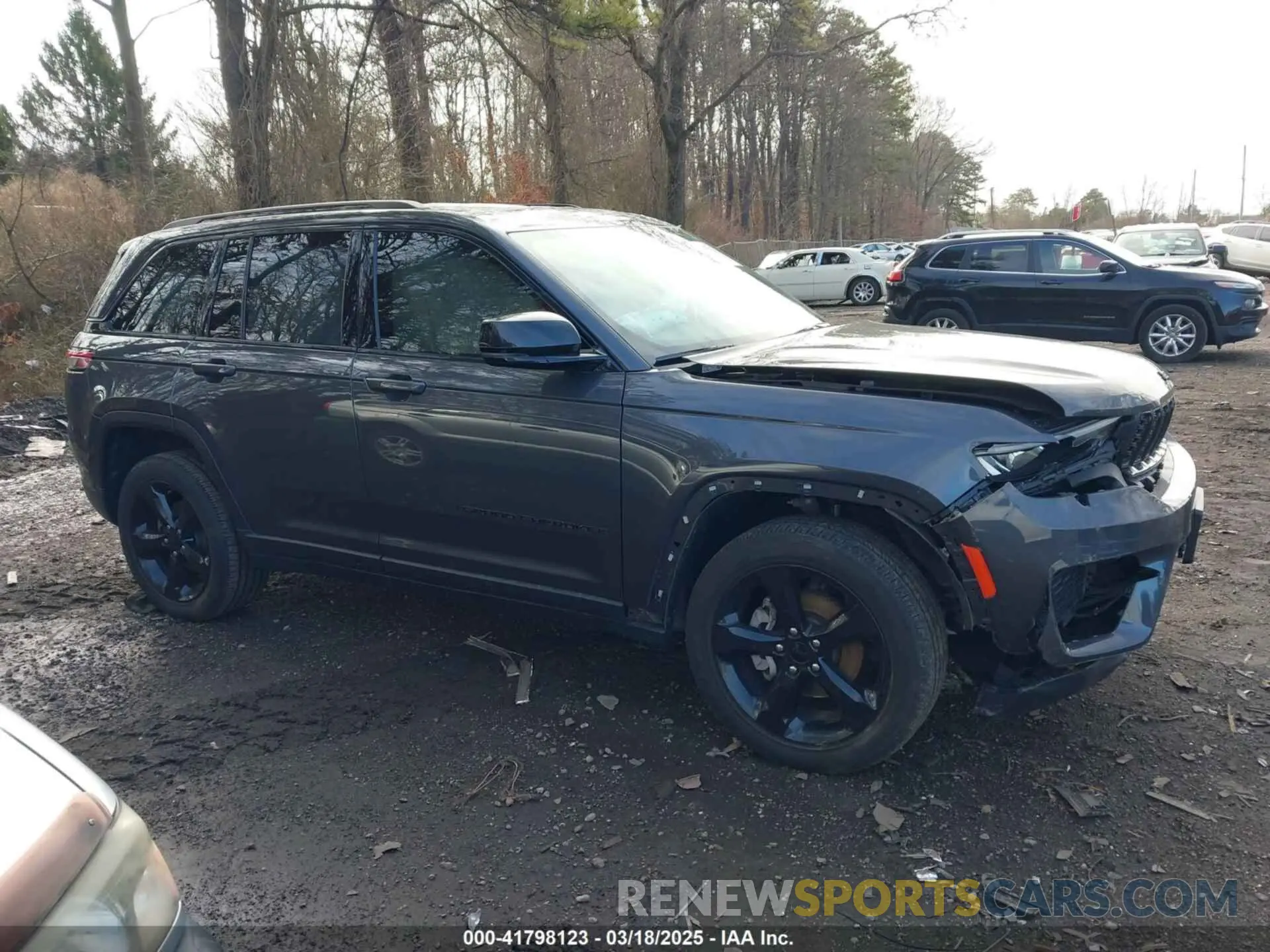 13 Photograph of a damaged car 1C4RJHAG3PC547500 JEEP GRAND CHEROKEE 2023