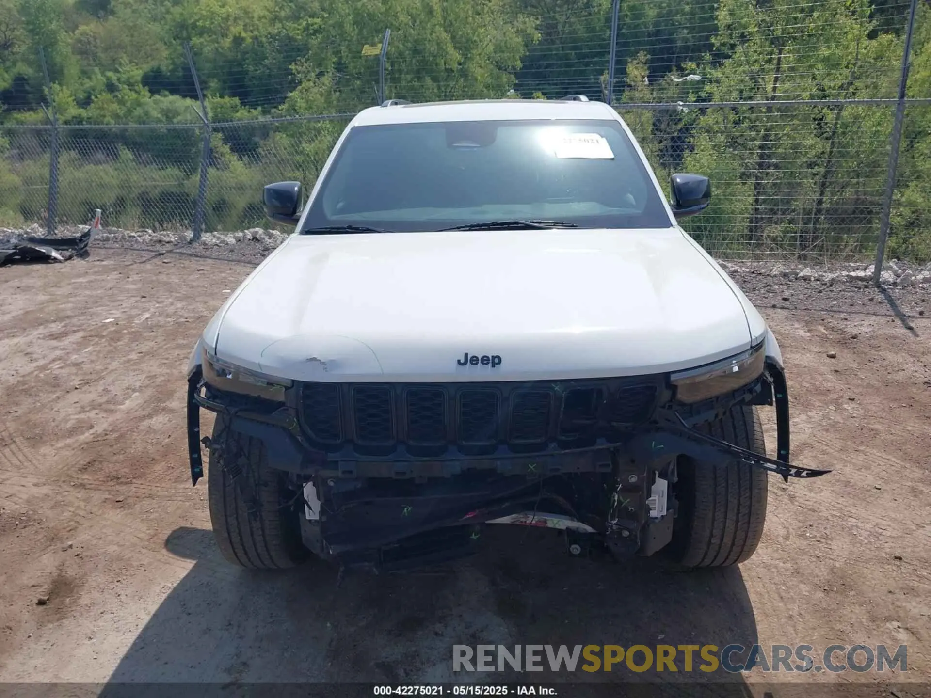 12 Photograph of a damaged car 1C4RJHAG4P8106056 JEEP GRAND CHEROKEE 2023