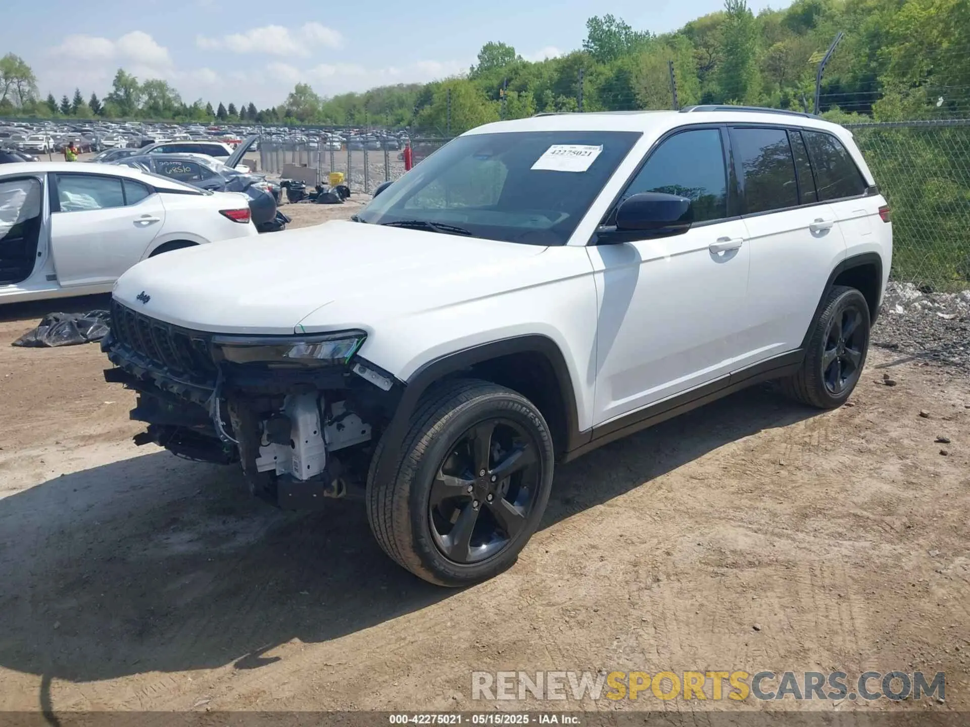 2 Photograph of a damaged car 1C4RJHAG4P8106056 JEEP GRAND CHEROKEE 2023