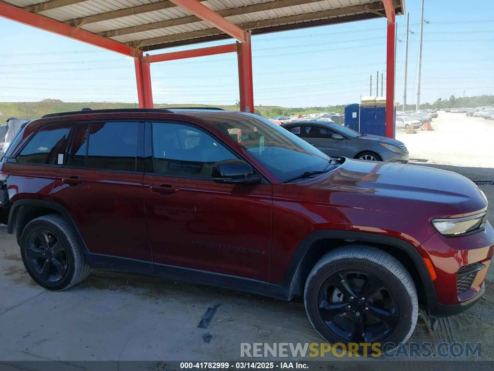 14 Photograph of a damaged car 1C4RJHAG4PC661182 JEEP GRAND CHEROKEE 2023