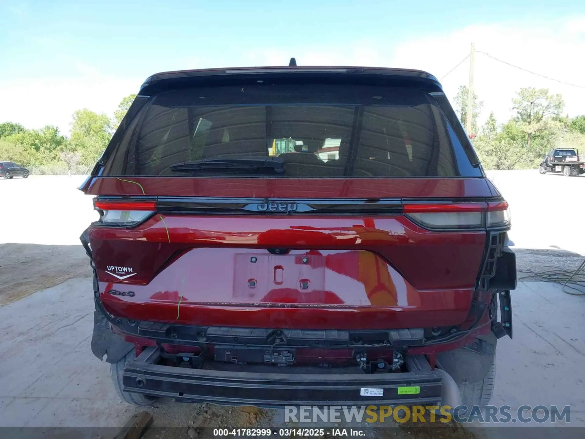6 Photograph of a damaged car 1C4RJHAG4PC661182 JEEP GRAND CHEROKEE 2023