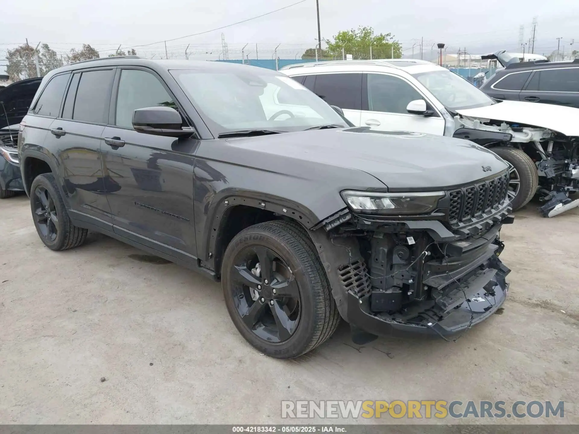 1 Photograph of a damaged car 1C4RJHAG7PC545975 JEEP GRAND CHEROKEE 2023