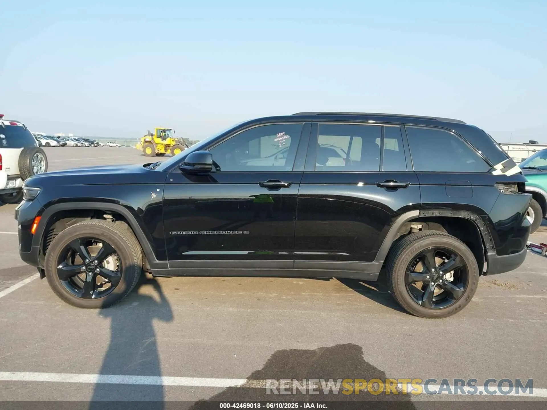 15 Photograph of a damaged car 1C4RJHAG7PC608850 JEEP GRAND CHEROKEE 2023