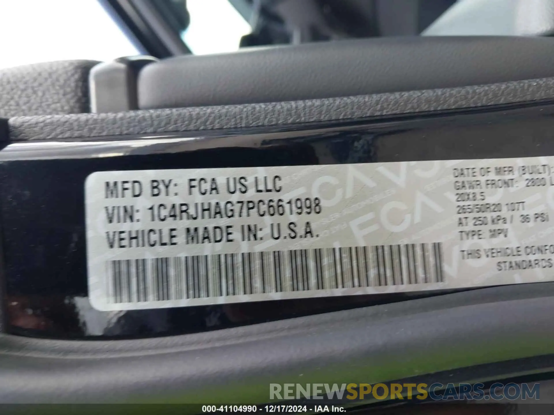 9 Photograph of a damaged car 1C4RJHAG7PC661998 JEEP GRAND CHEROKEE 2023
