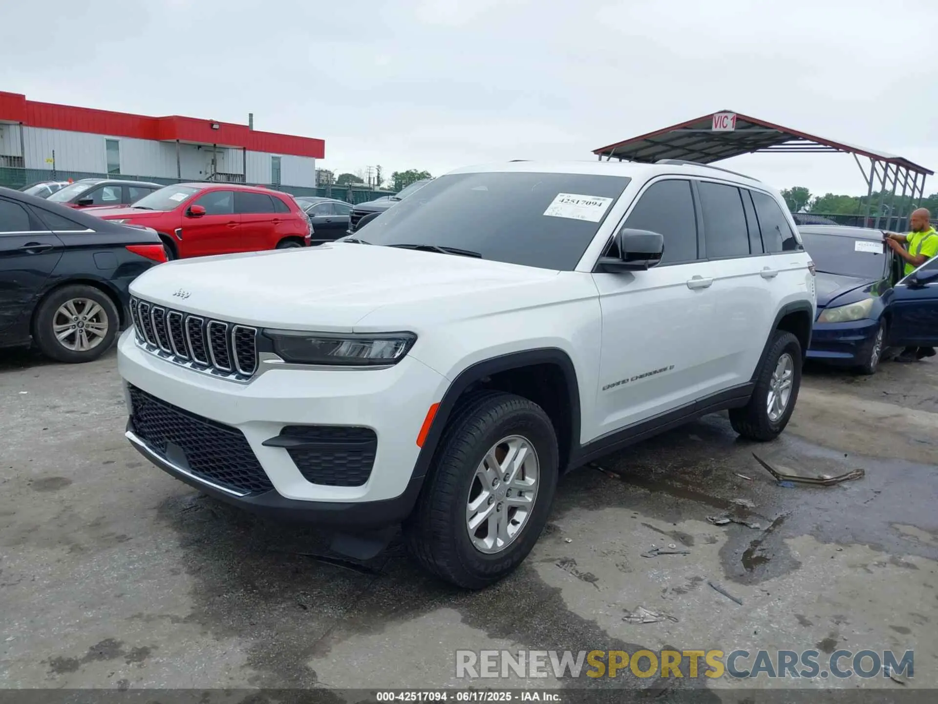 2 Photograph of a damaged car 1C4RJHAG8PC529459 JEEP GRAND CHEROKEE 2023