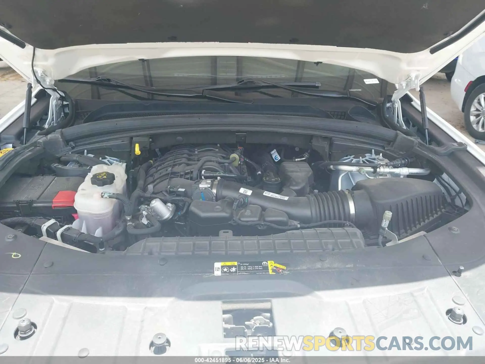 10 Photograph of a damaged car 1C4RJHAG8PC670600 JEEP GRAND CHEROKEE 2023