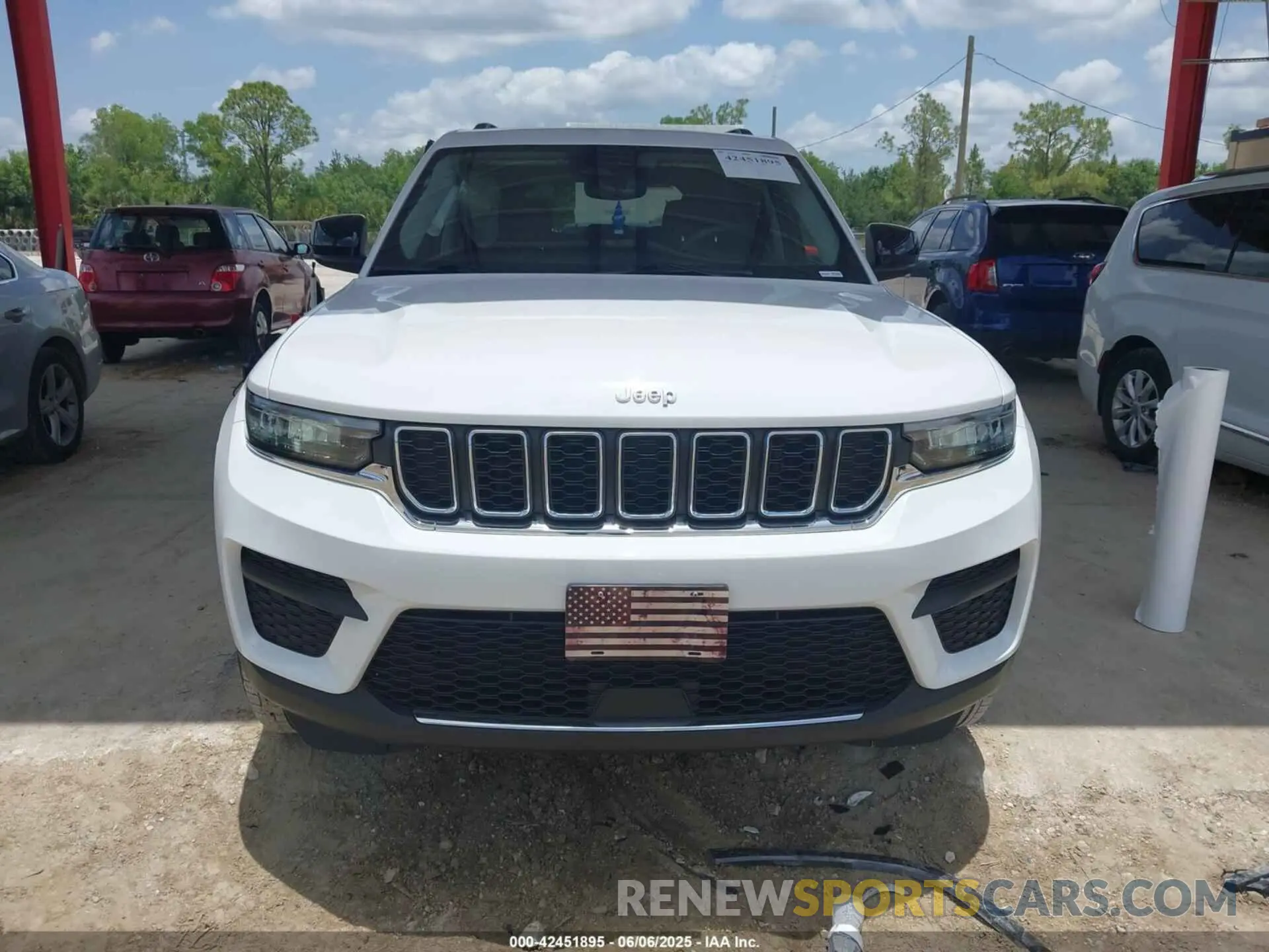12 Photograph of a damaged car 1C4RJHAG8PC670600 JEEP GRAND CHEROKEE 2023