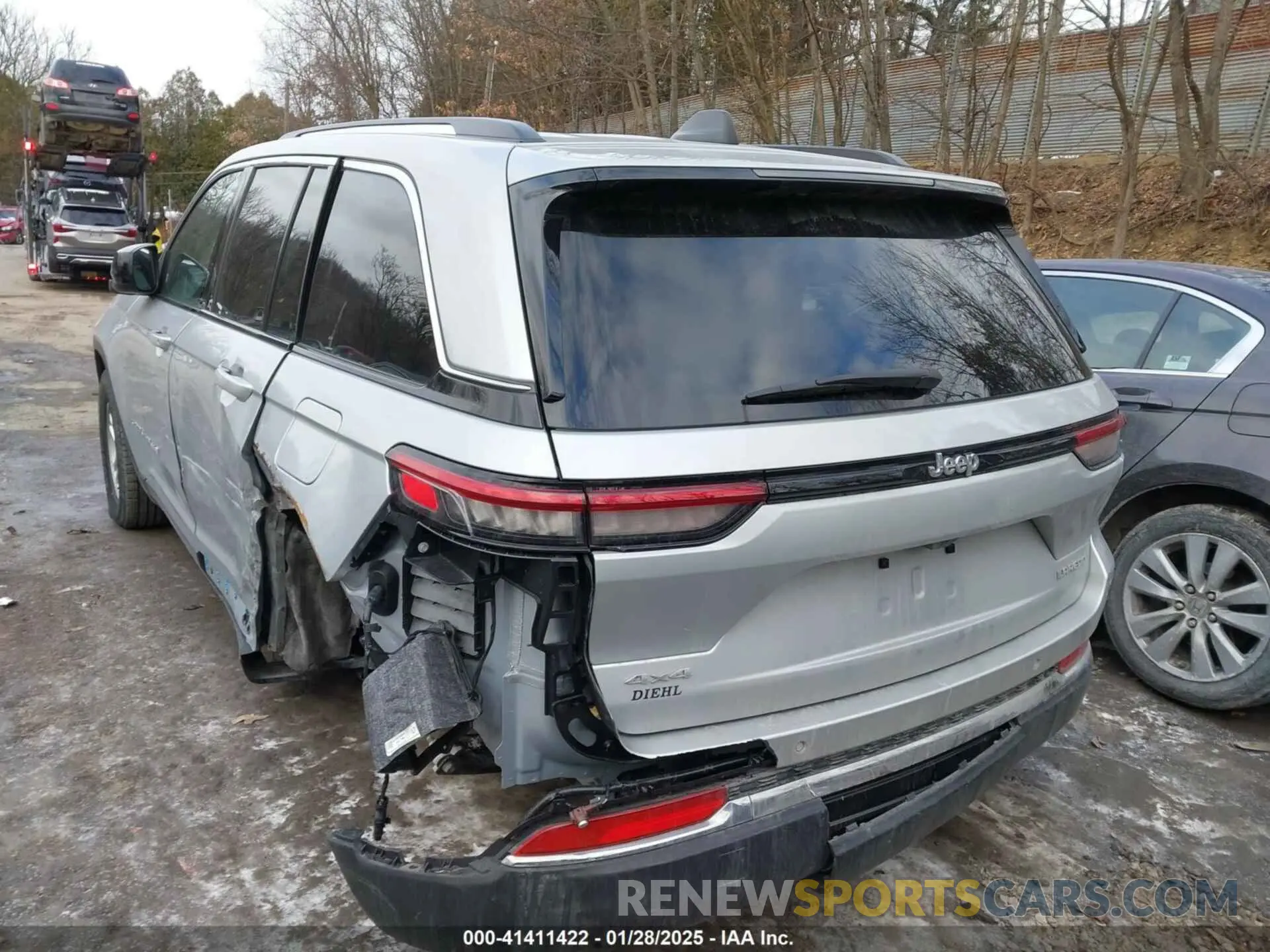 12 Photograph of a damaged car 1C4RJHAG9P8909798 JEEP GRAND CHEROKEE 2023